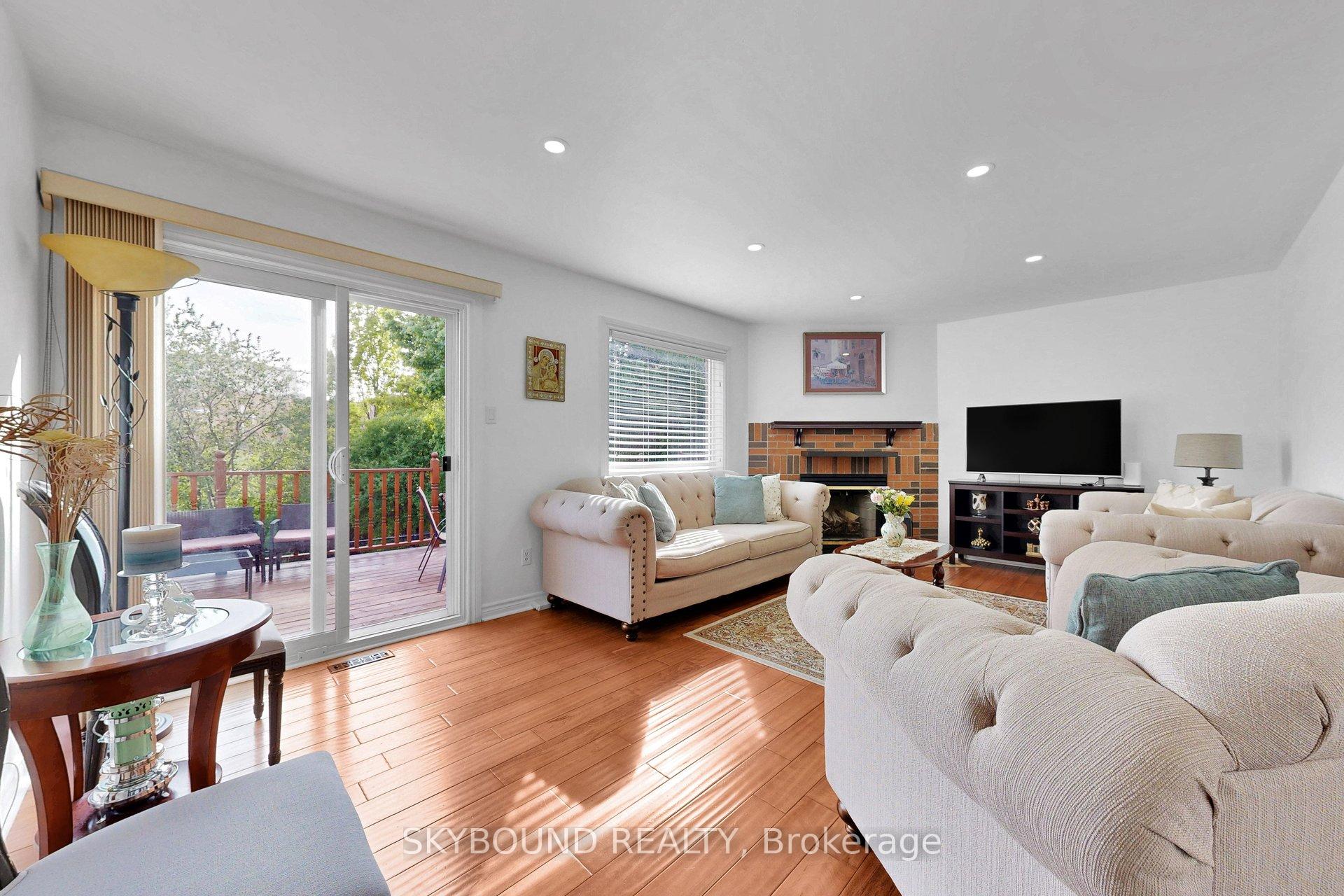 Photo 18 of 21 Vivians Crescent, Brampton, Fletcher's West — HOMEH