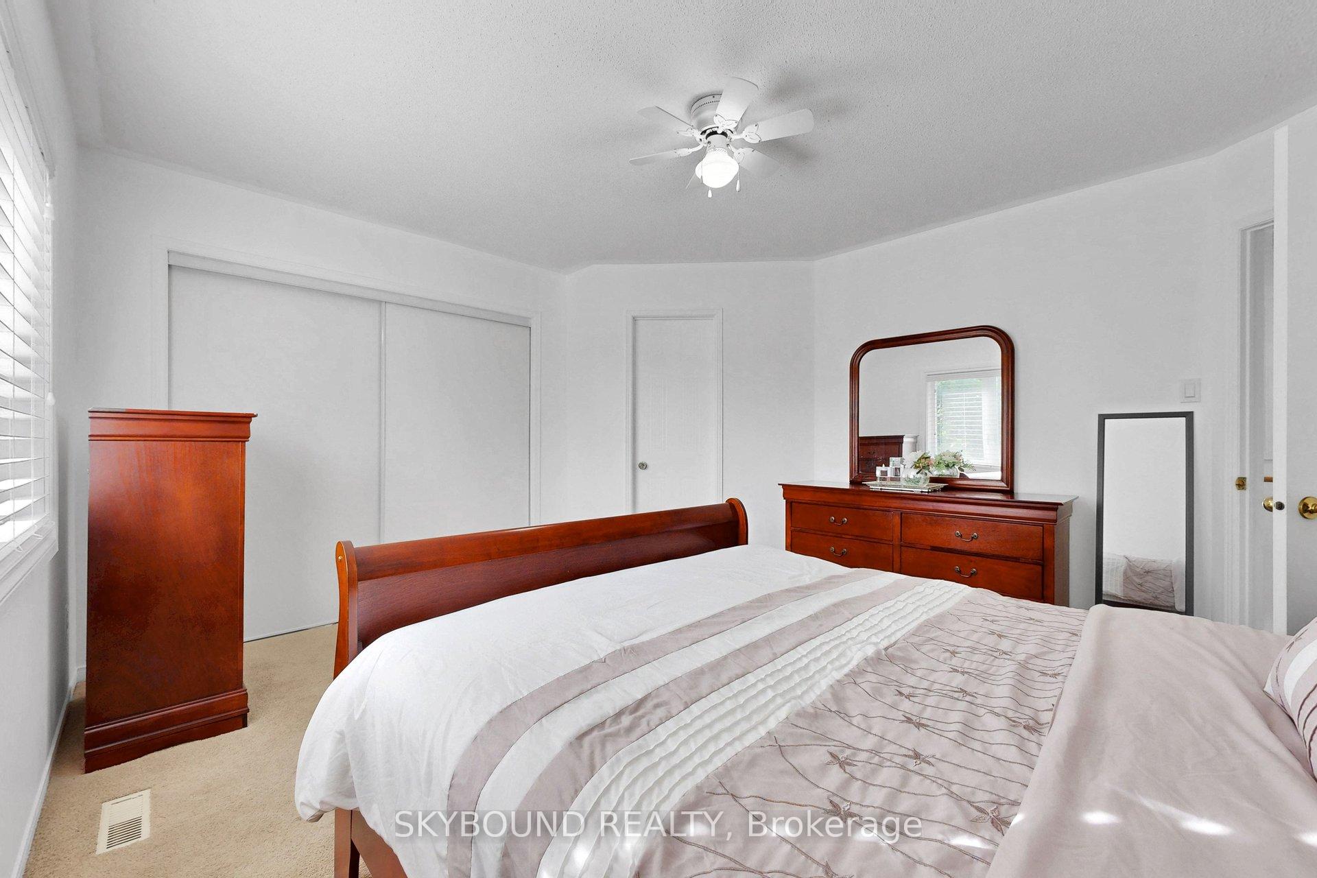 Photo 34 of 21 Vivians Crescent, Brampton, Fletcher's West — HOMEH