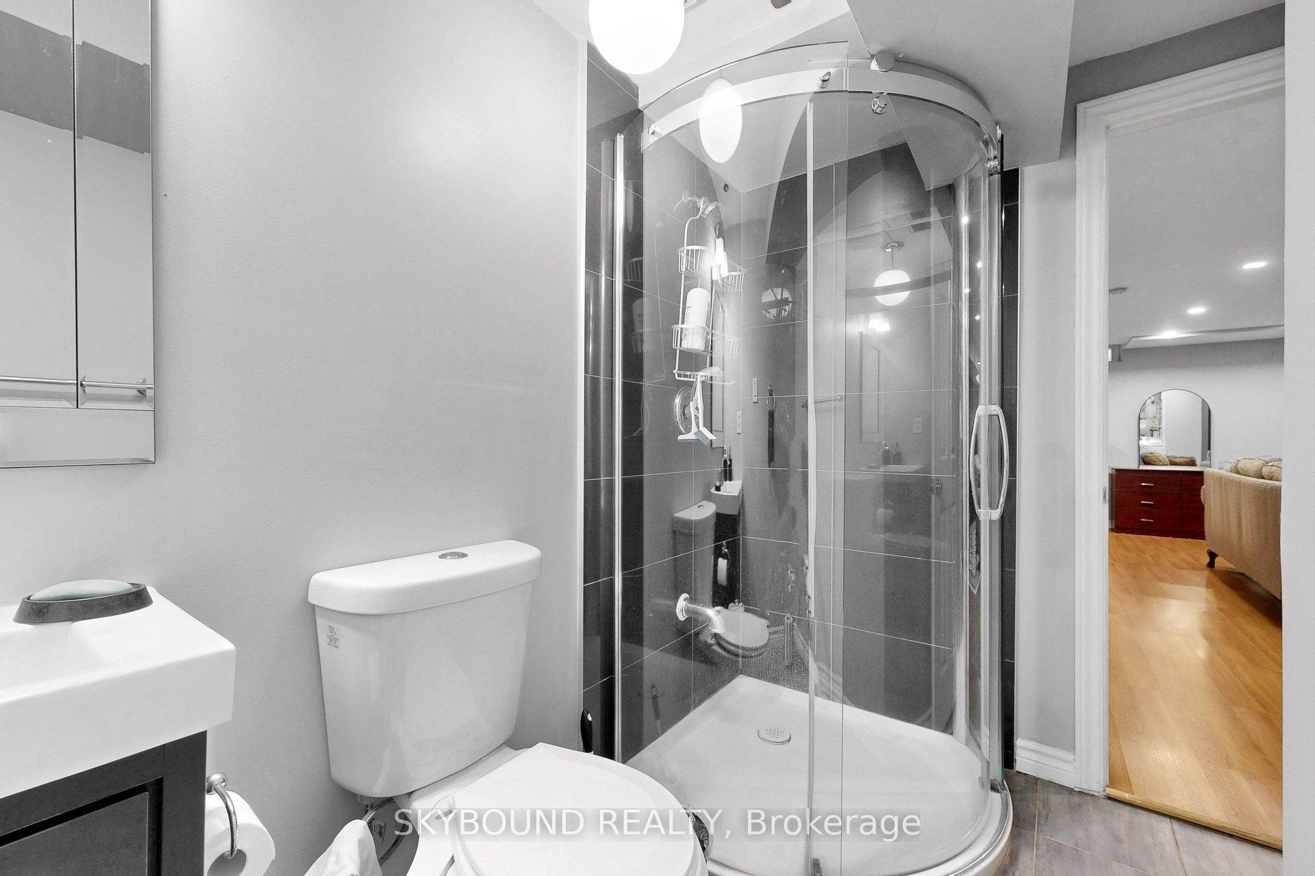 Photo 41 of 21 Vivians Crescent, Brampton, Fletcher's West — HOMEH
