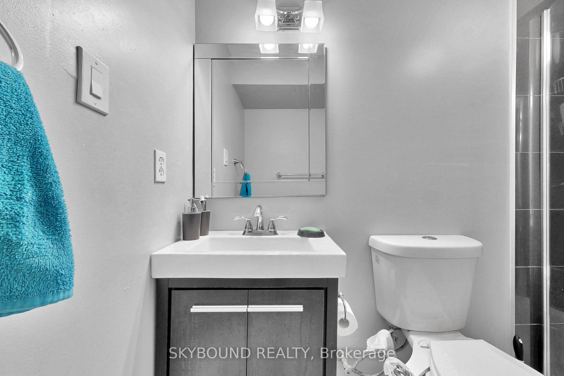 Photo 42 of 21 Vivians Crescent, Brampton, Fletcher's West — HOMEH