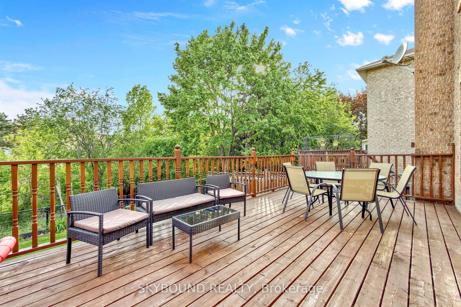 Photo 47 of 21 Vivians Crescent, Brampton, Fletcher's West — HOMEH