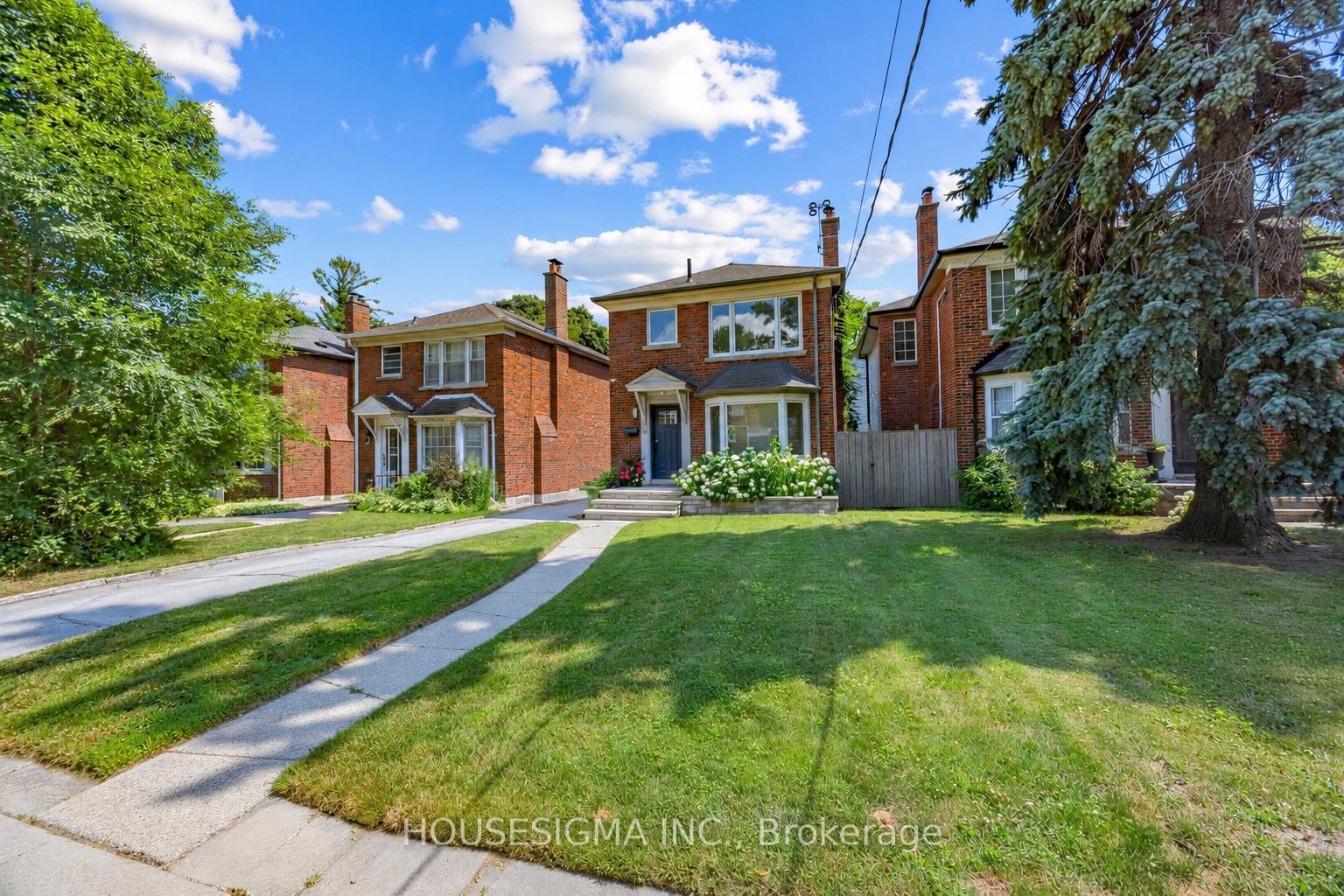 Photo 2 of 19 Parklea Drive, Toronto, Leaside — HOMEH