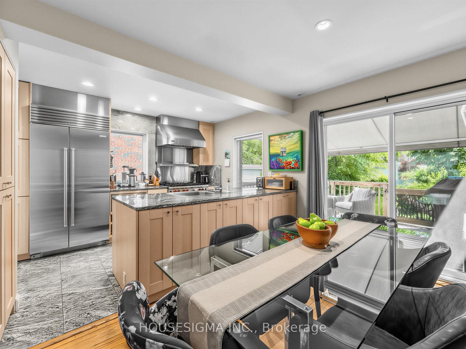 Photo 10 of 19 Parklea Drive, Toronto, Leaside — HOMEH
