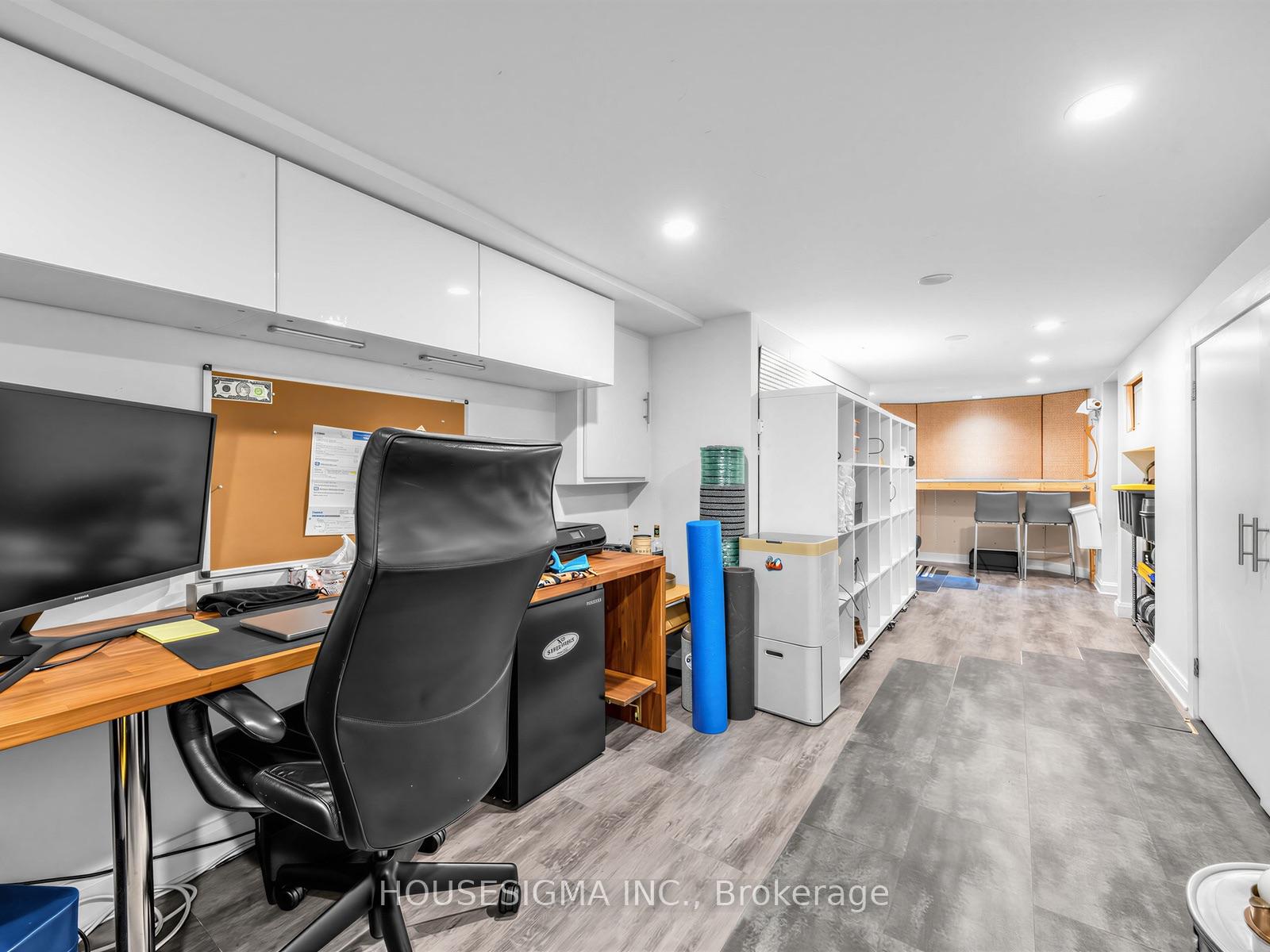 Photo 26 of 19 Parklea Drive, Toronto, Leaside — HOMEH