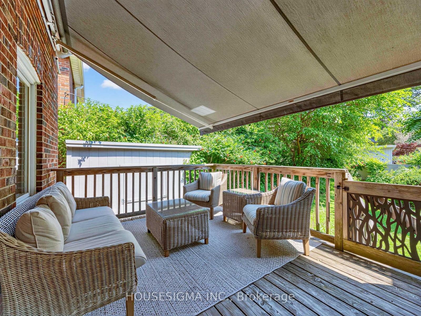 Photo 28 of 19 Parklea Drive, Toronto, Leaside — HOMEH