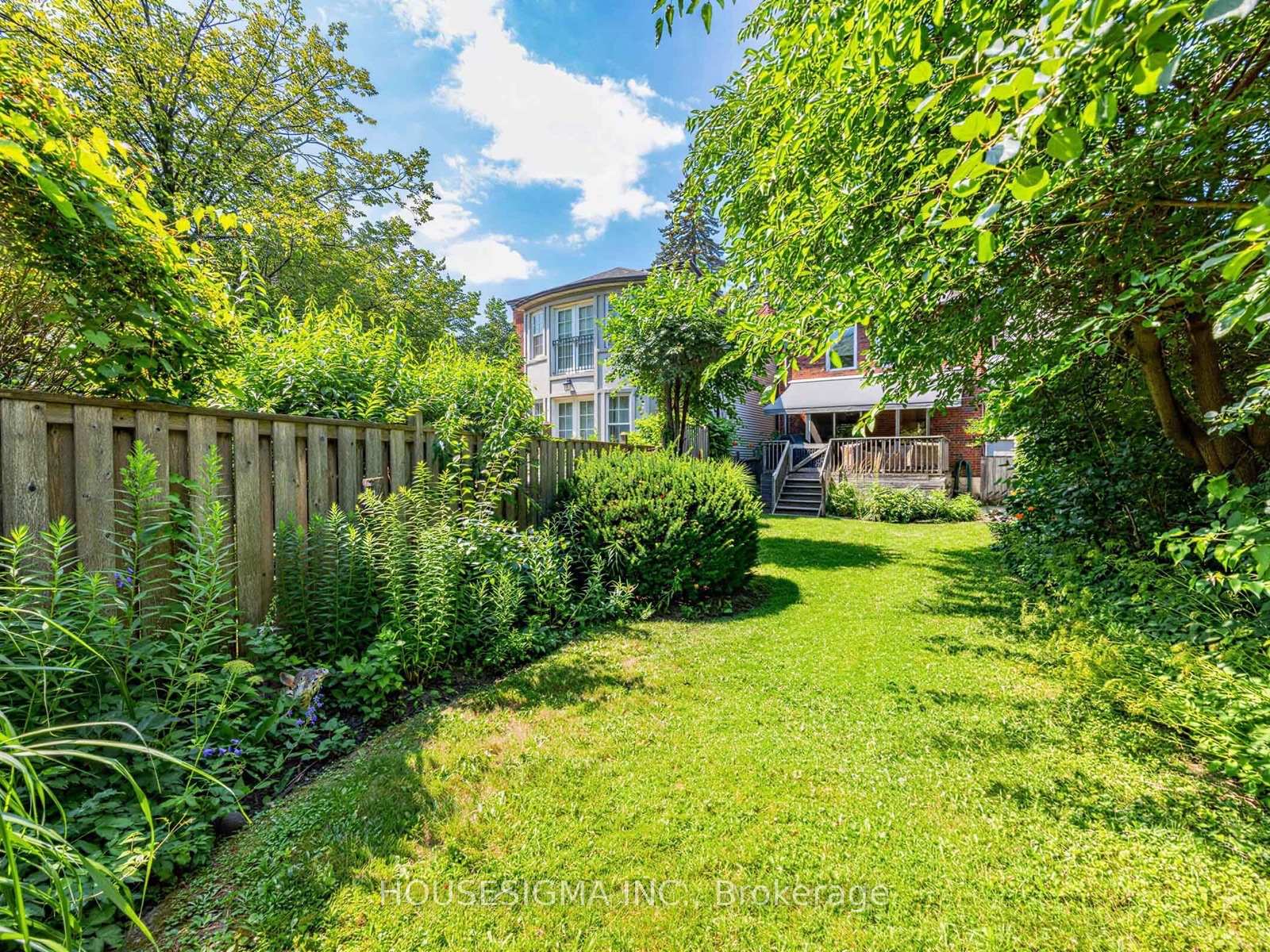 Photo 31 of 19 Parklea Drive, Toronto, Leaside — HOMEH