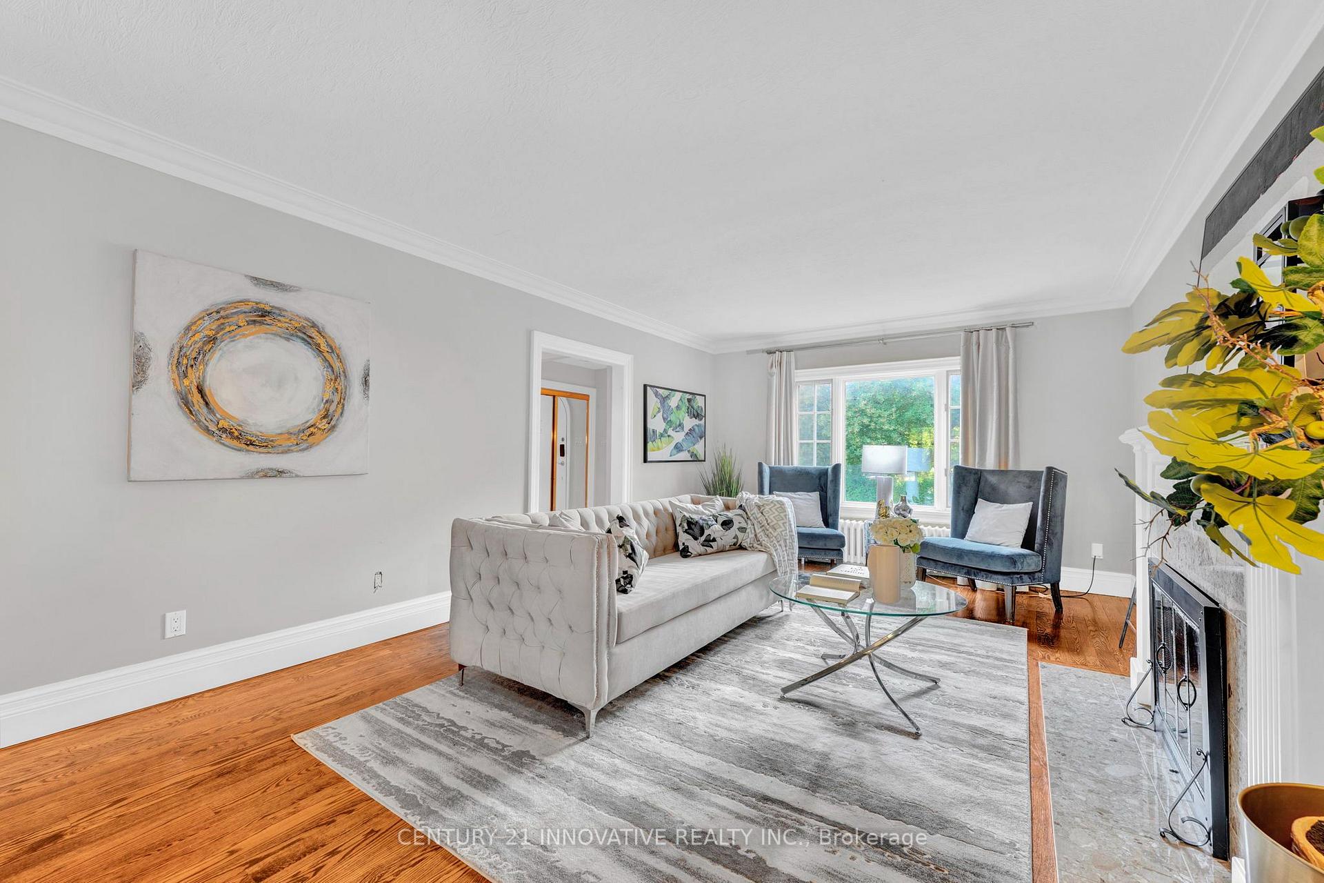Photo 9 of 11 Lorraine Gardens, Etobicoke, Islington-City Centre West — HOMEH