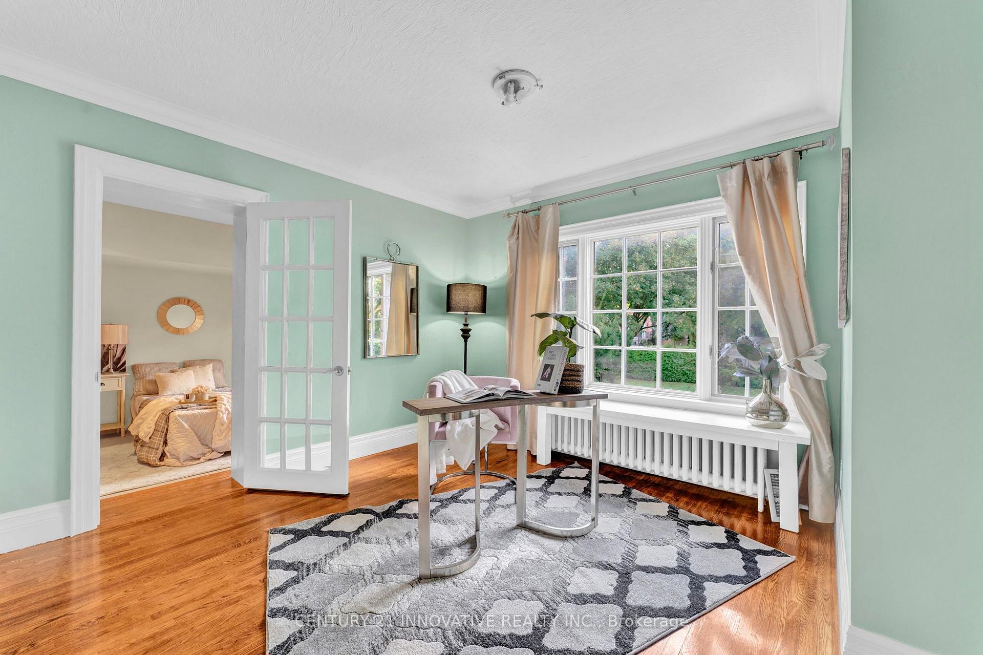 Photo 12 of 11 Lorraine Gardens, Etobicoke, Islington-City Centre West — HOMEH