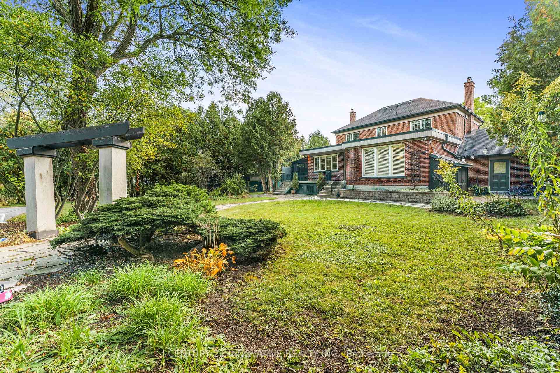 Photo 41 of 11 Lorraine Gardens, Etobicoke, Islington-City Centre West — HOMEH