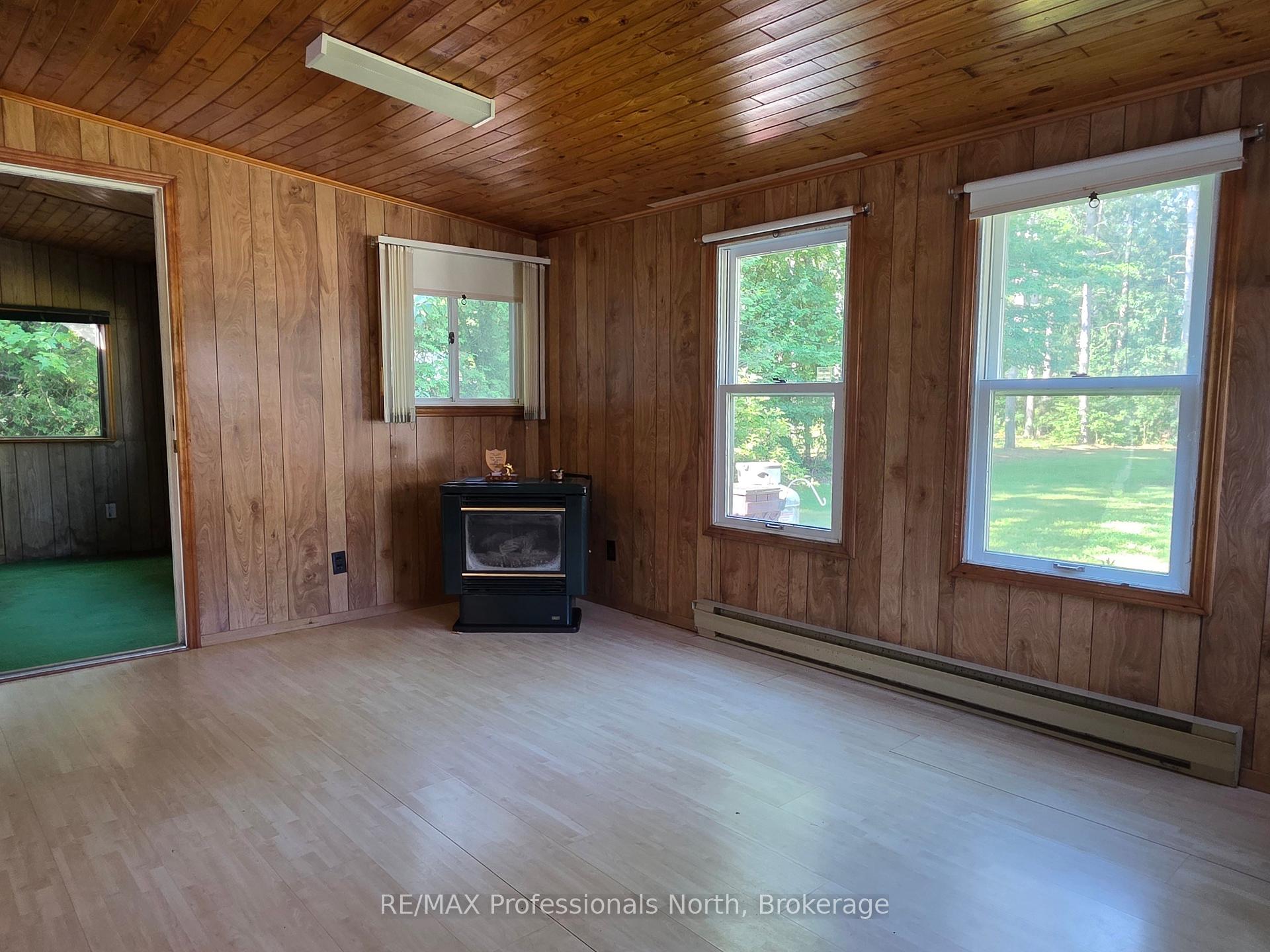 Photo 27 of 1024 Lutterworth Pines Road, Minden Hills, Lutterworth — HOMEH