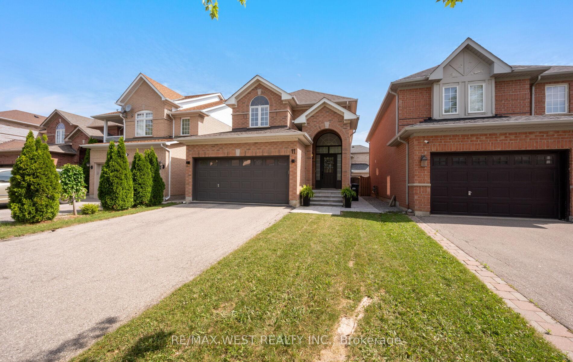 Photo 4 of 11 Beehive Drive, Caledon, Bolton North — HOMEH