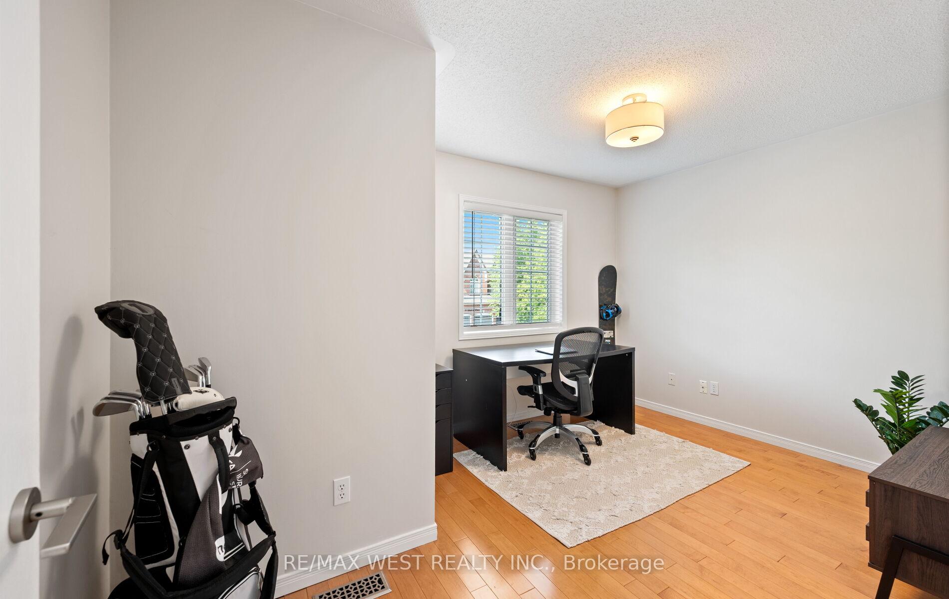 Photo 31 of 11 Beehive Drive, Caledon, Bolton North — HOMEH