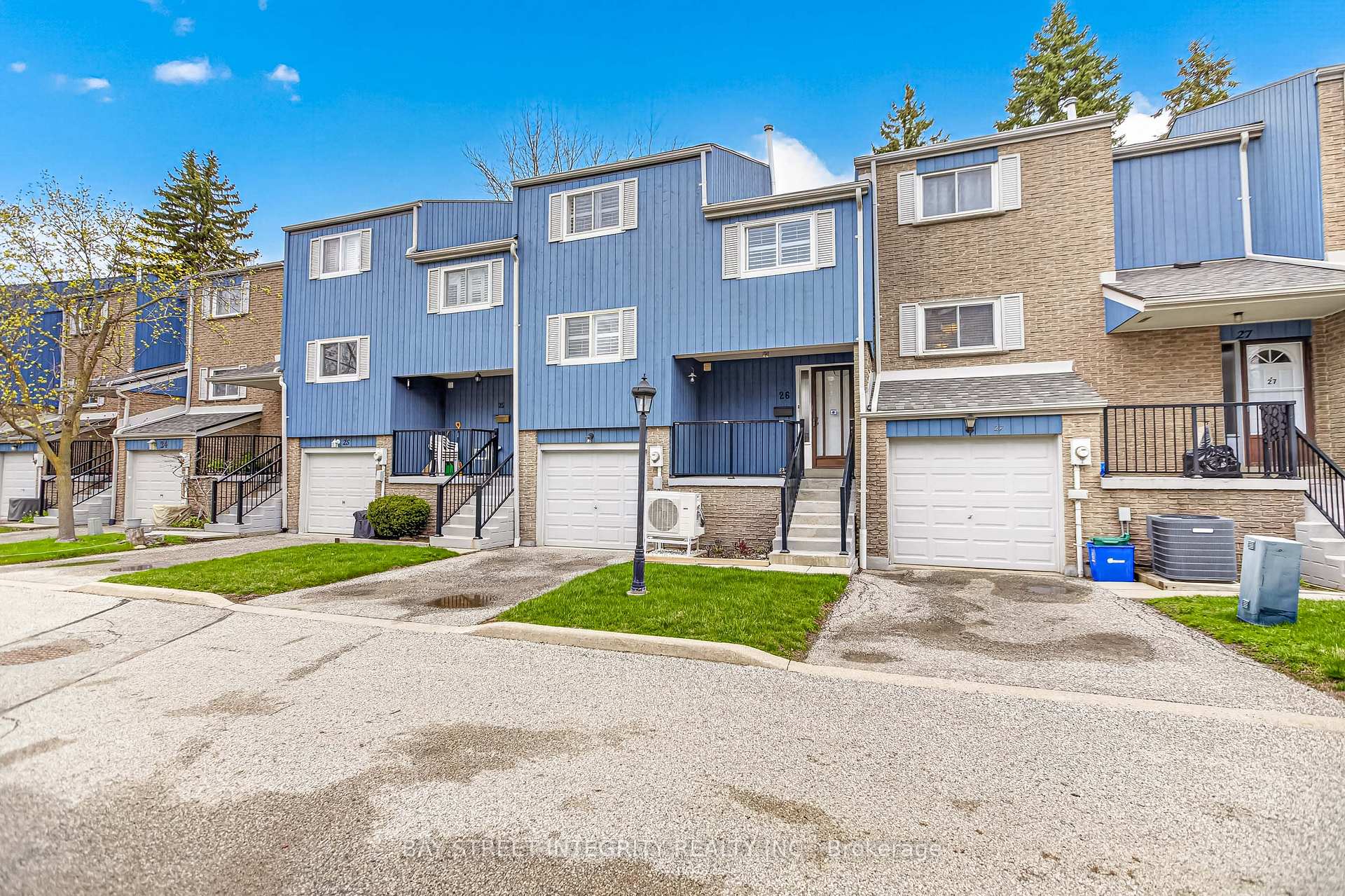 Photo 2 of Unit 26, 646 Village Parkway, Markham, Unionville — HOMEH