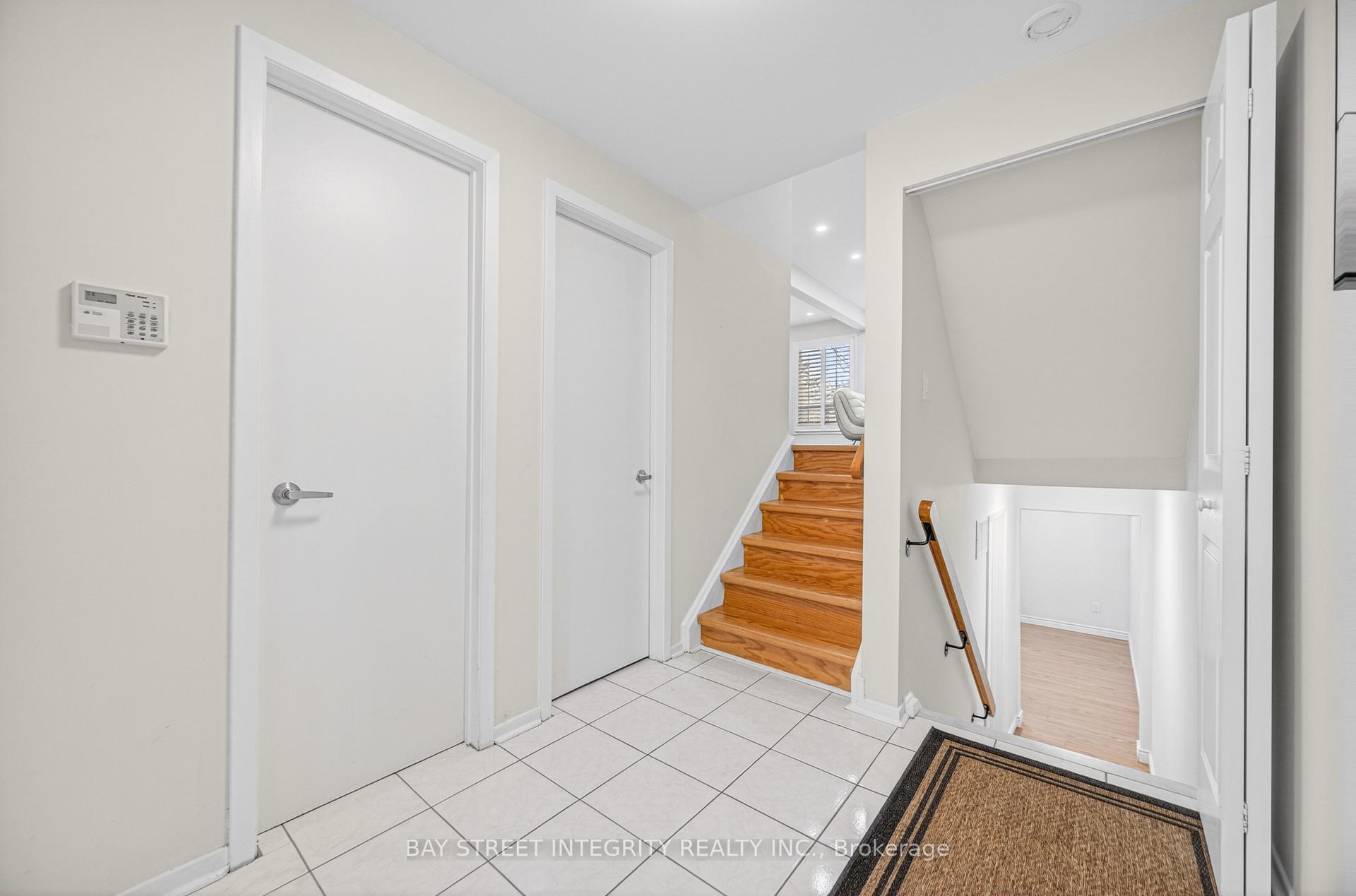 Photo 5 of Unit 26, 646 Village Parkway, Markham, Unionville — HOMEH