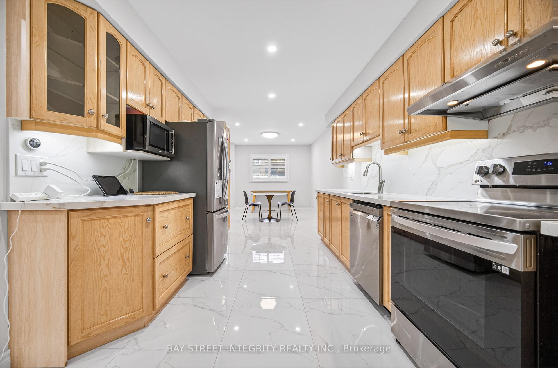 Photo 15 of Unit 26, 646 Village Parkway, Markham, Unionville — HOMEH