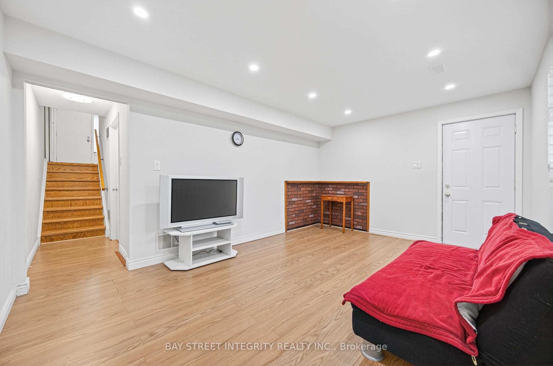 Photo 22 of Unit 26, 646 Village Parkway, Markham, Unionville — HOMEH
