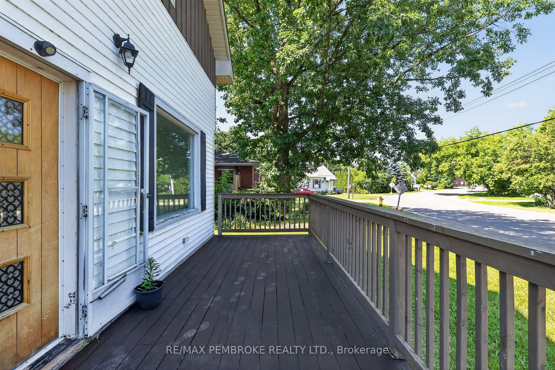 Photo 8 of 370 Carmody Street, Pembroke, Pembroke — HOMEH