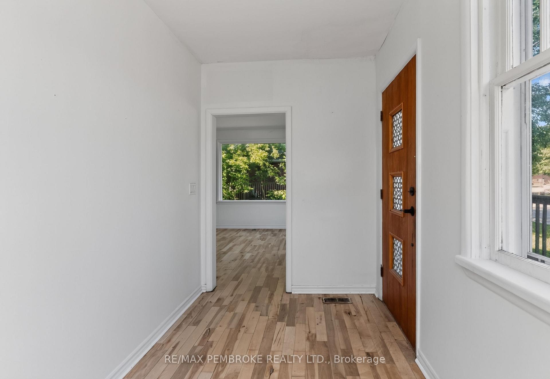 Photo 9 of 370 Carmody Street, Pembroke, Pembroke — HOMEH