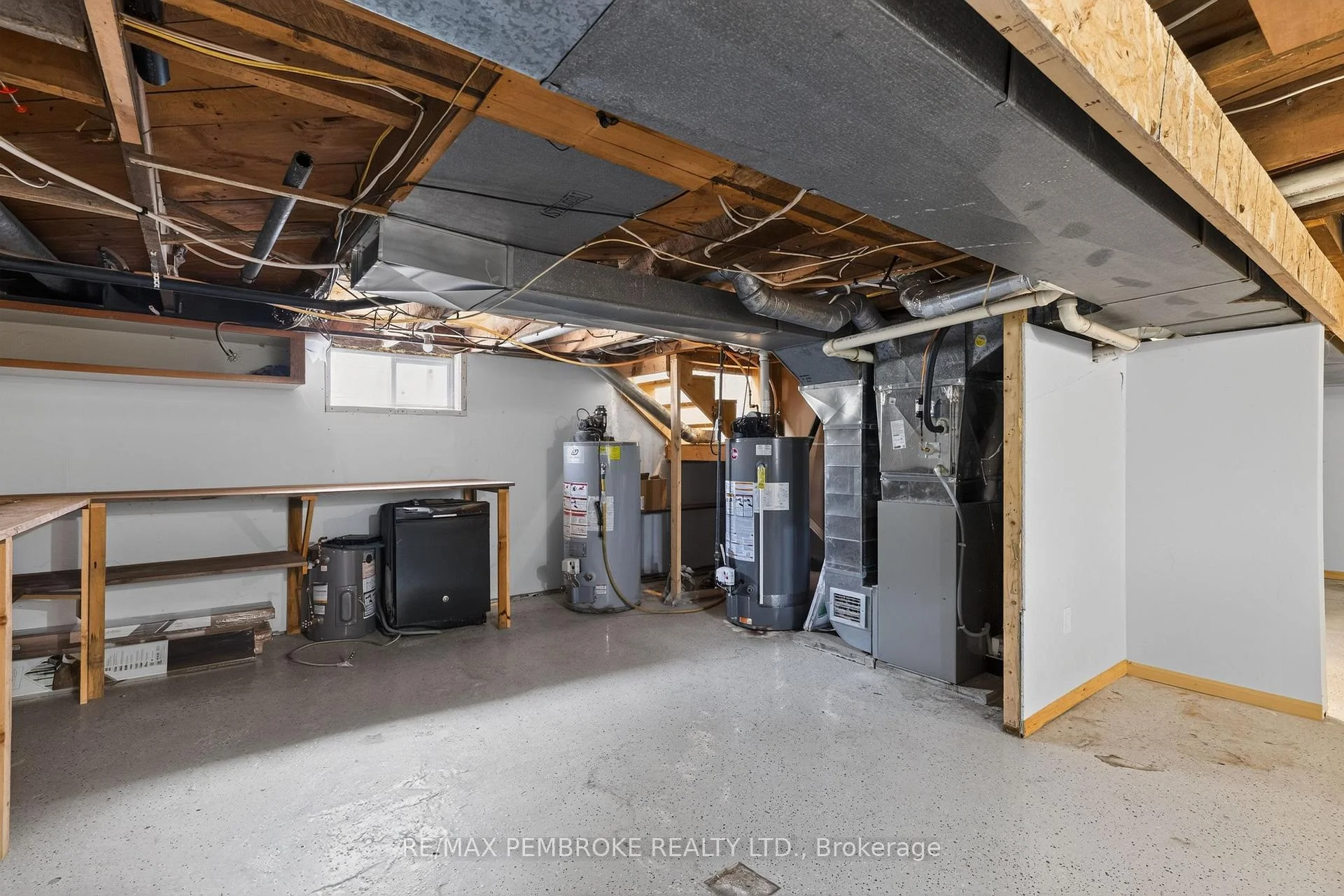 Photo 41 of 370 Carmody Street, Pembroke, Pembroke — HOMEH
