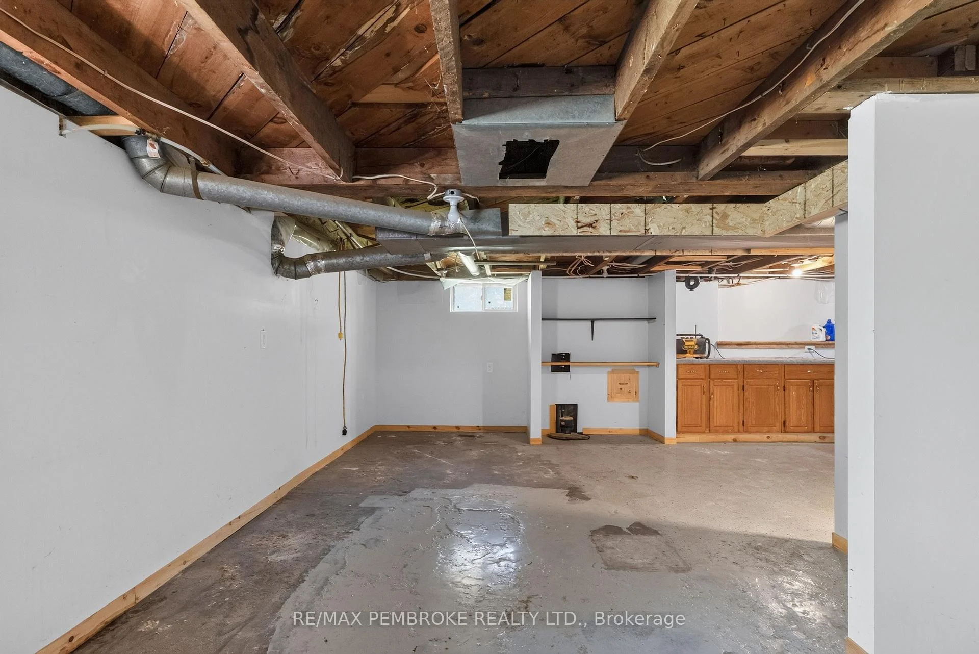 Photo 44 of 370 Carmody Street, Pembroke, Pembroke — HOMEH