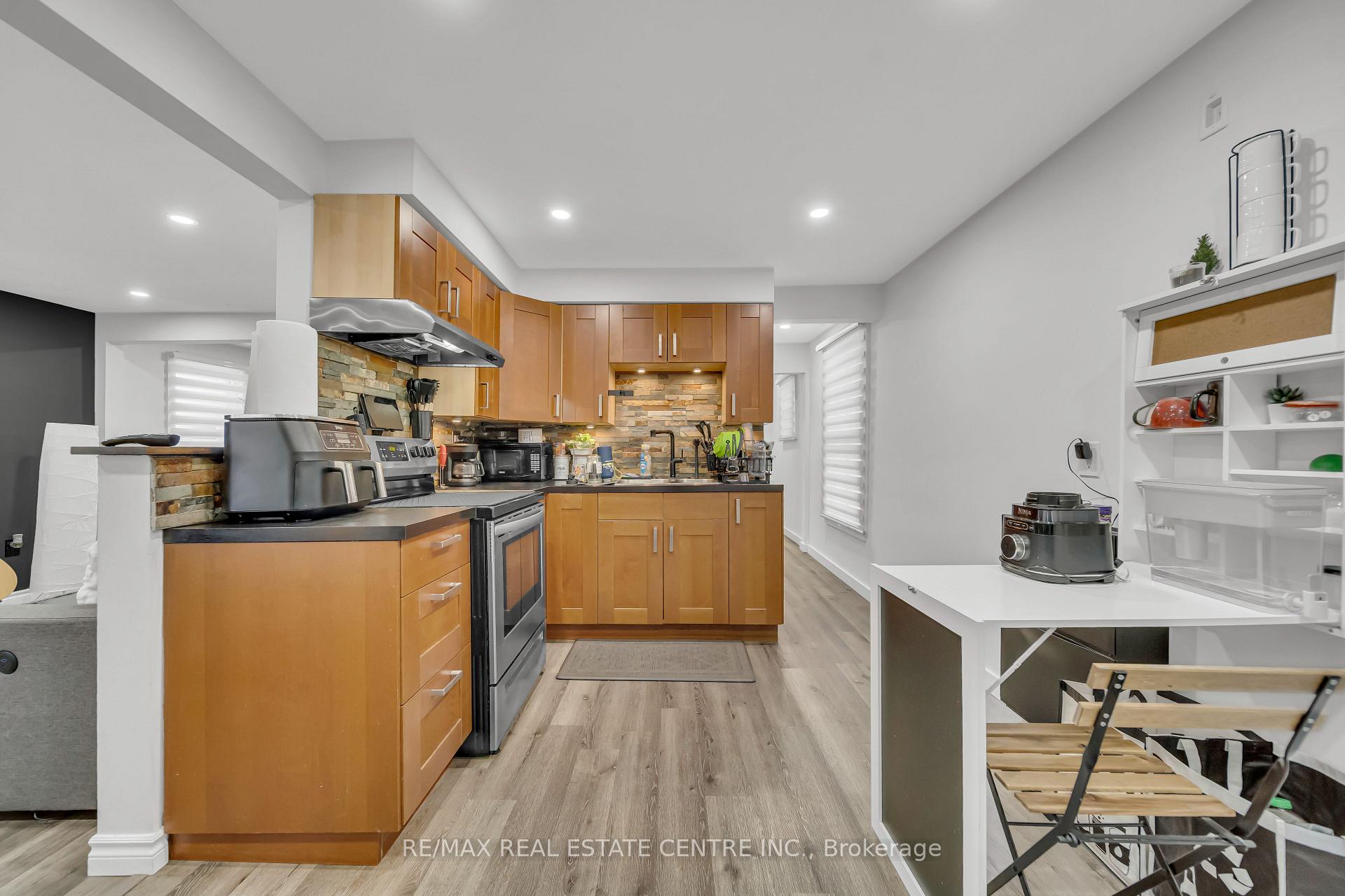 Photo 6 of 191 Margaret Avenue, Hamilton, Stoney Creek — HOMEH