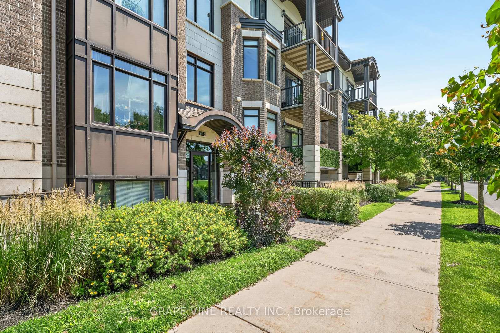 Photo 4 of Unit 306, 705 Beauparc Private, Ottawa, Cyrville — HOMEH