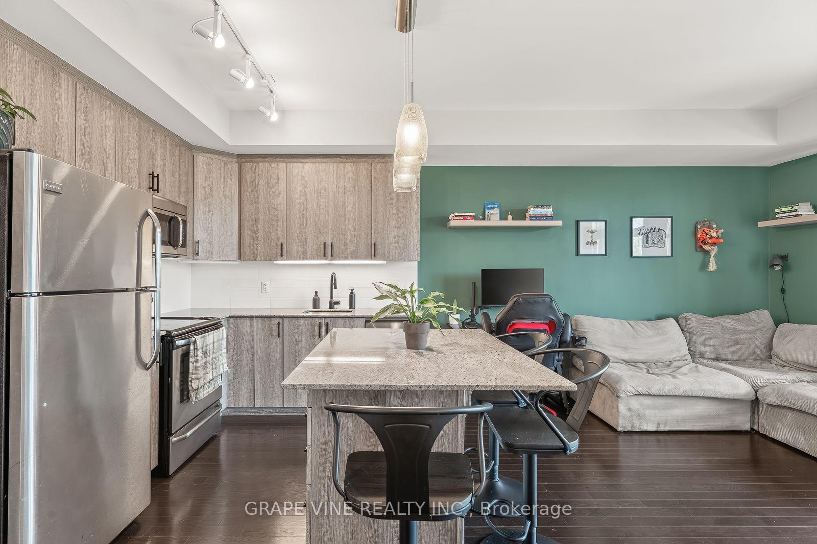 Photo 9 of Unit 306, 705 Beauparc Private, Ottawa, Cyrville — HOMEH