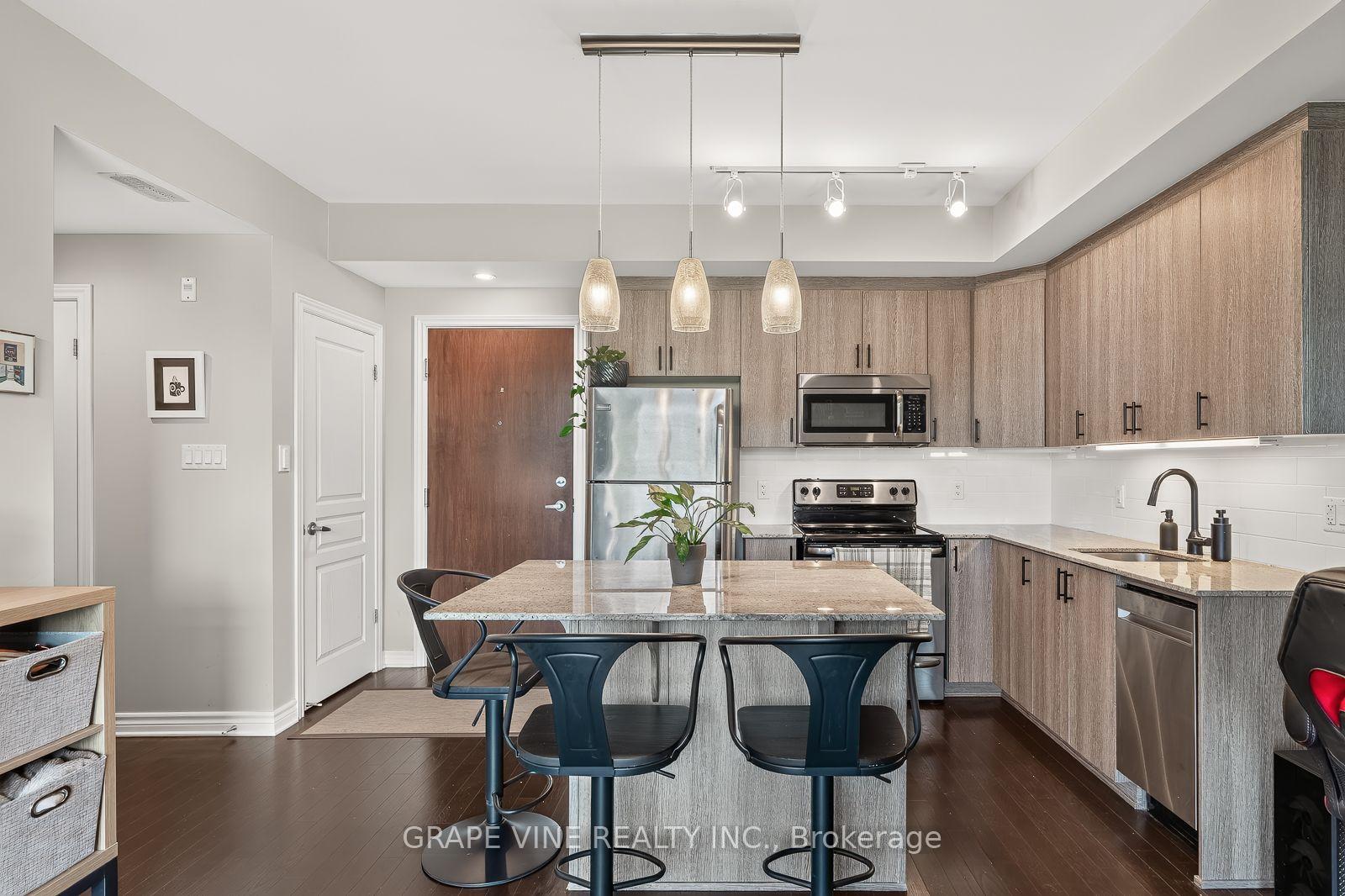Photo 12 of Unit 306, 705 Beauparc Private, Ottawa, Cyrville — HOMEH