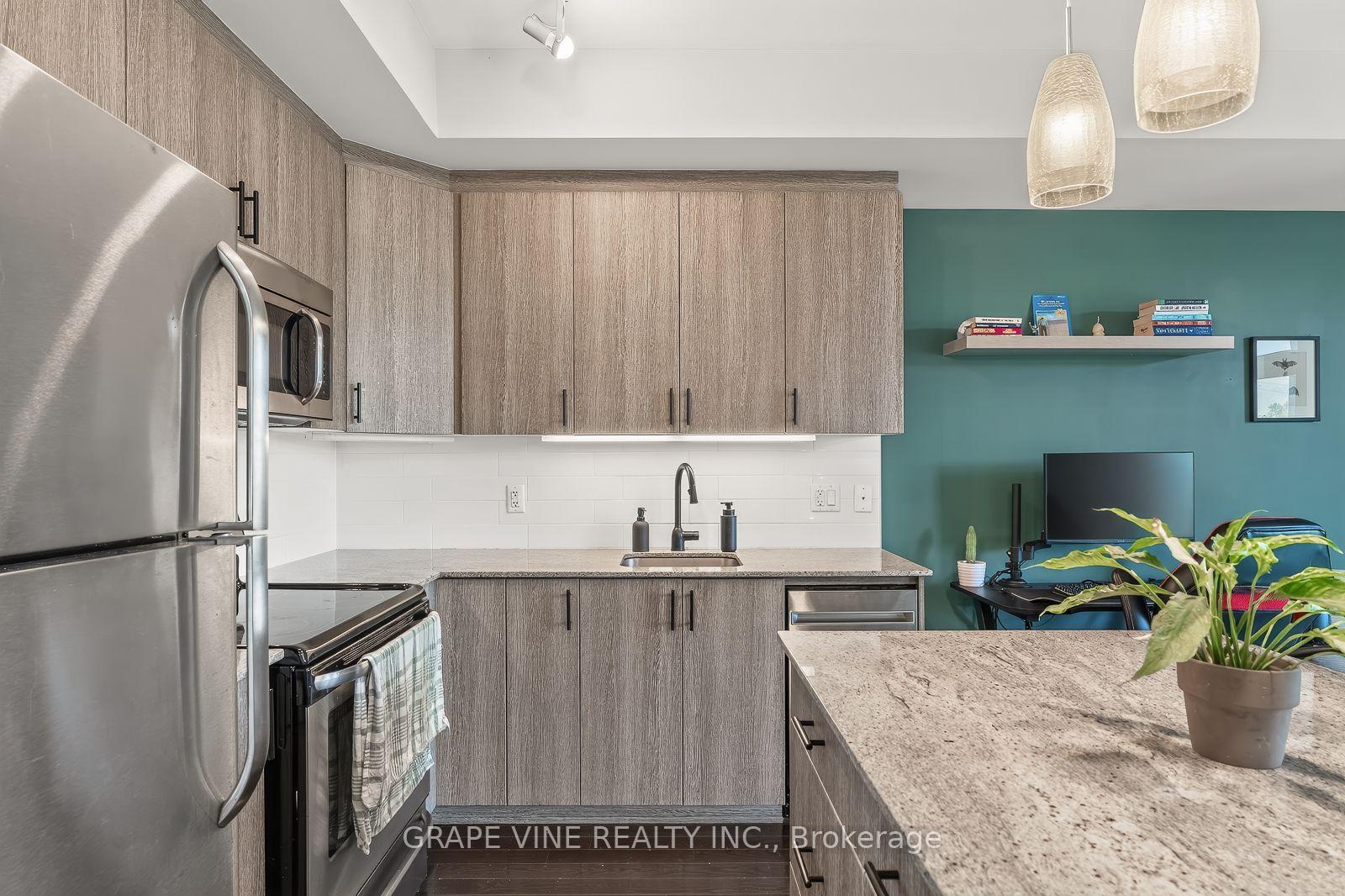 Photo 13 of Unit 306, 705 Beauparc Private, Ottawa, Cyrville — HOMEH