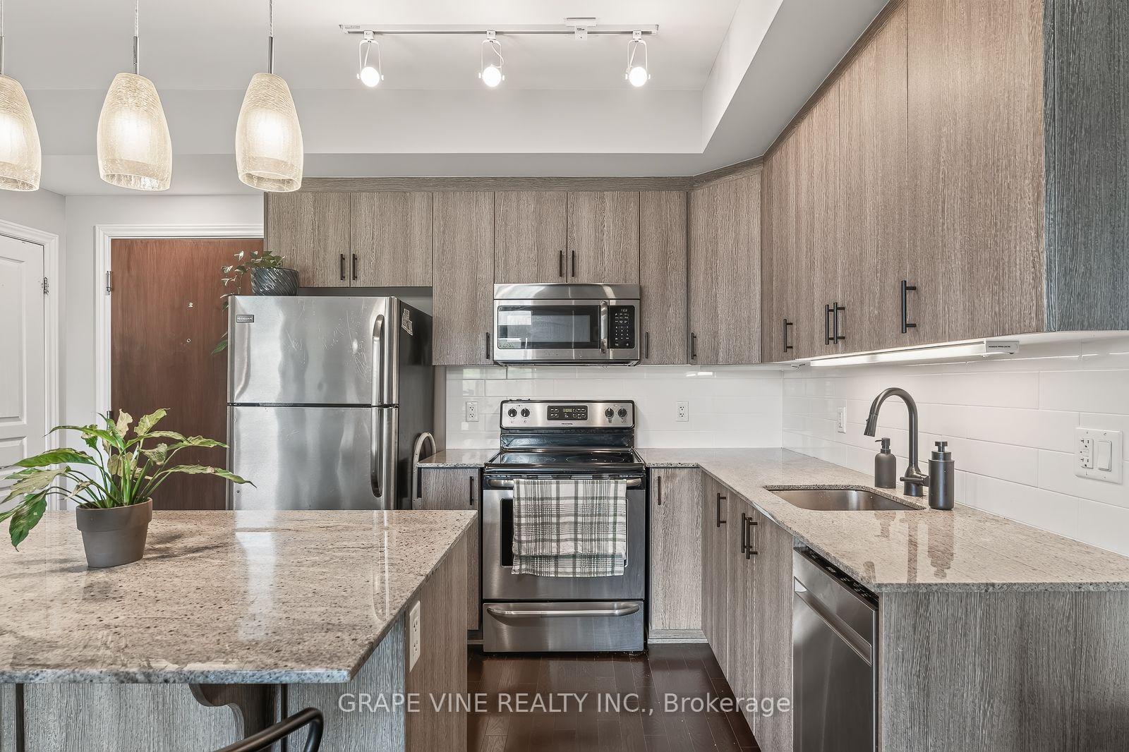 Photo 14 of Unit 306, 705 Beauparc Private, Ottawa, Cyrville — HOMEH