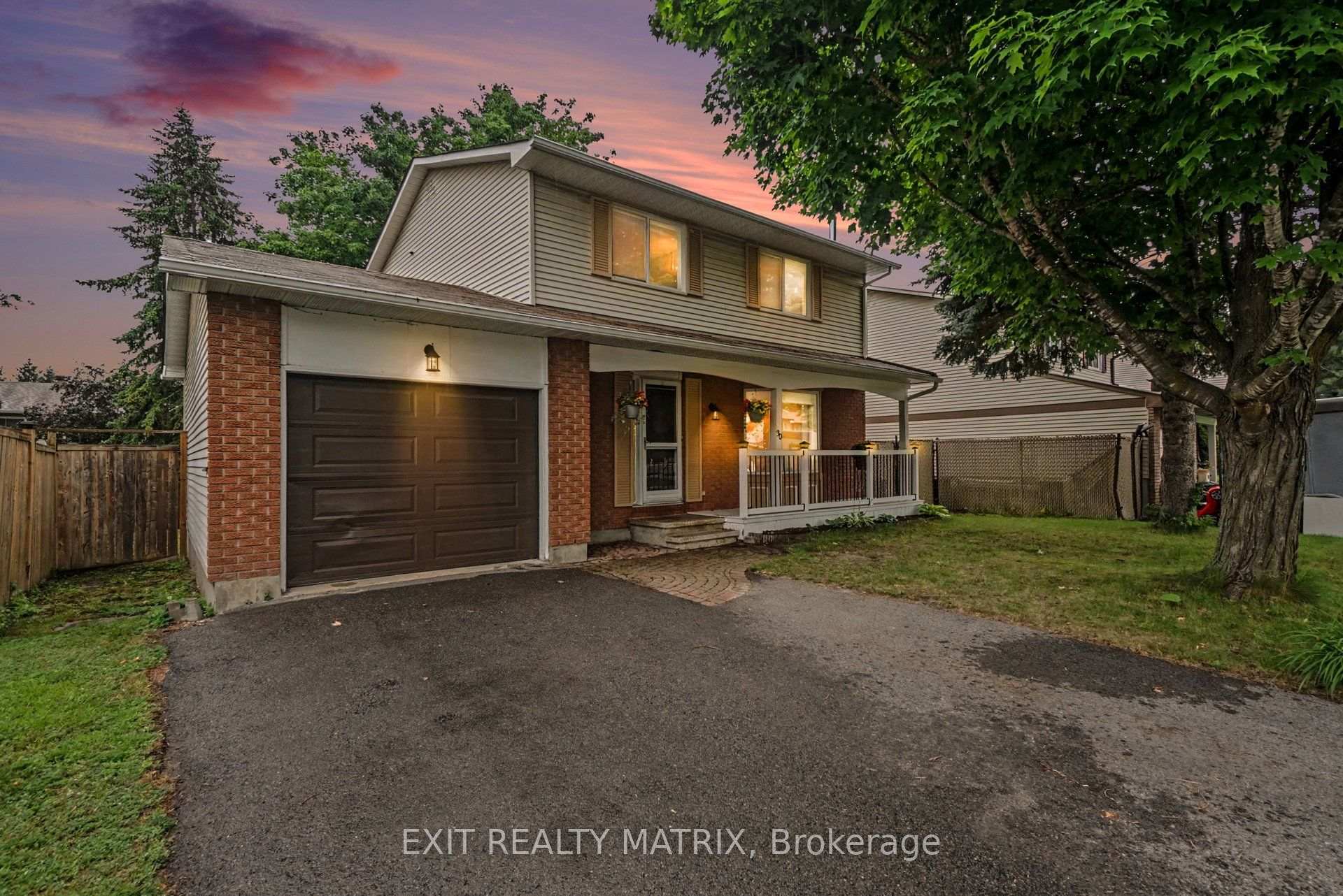 Photo 40 of 30 Bartley Crescent, Ottawa, Barrhaven - On the Green — HOMEH