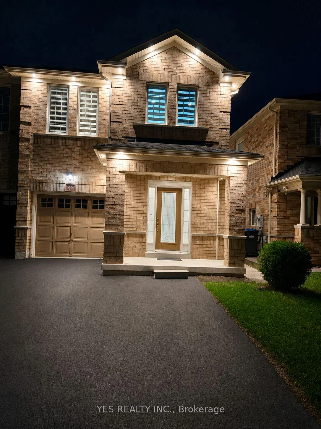 Front of 52 Hollingsworth Circle