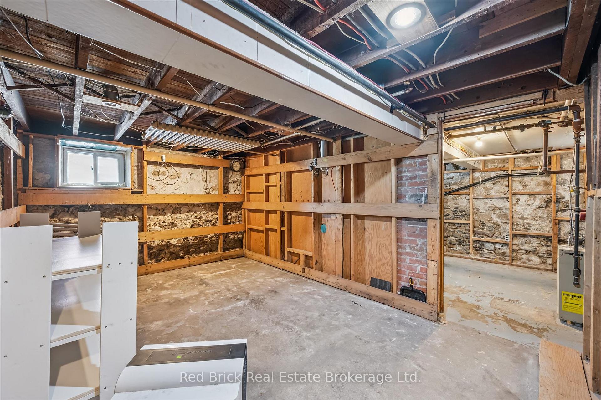 Photo 22 of 241 Victoria Road S, Guelph, St. Patrick's Ward — HOMEH