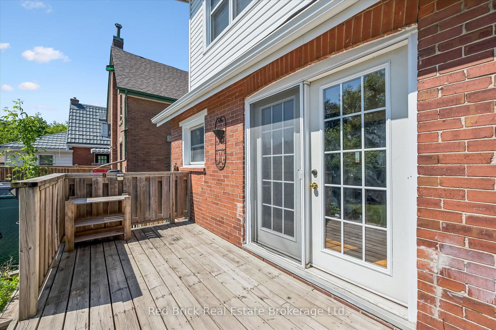 Photo 25 of 241 Victoria Road S, Guelph, St. Patrick's Ward — HOMEH