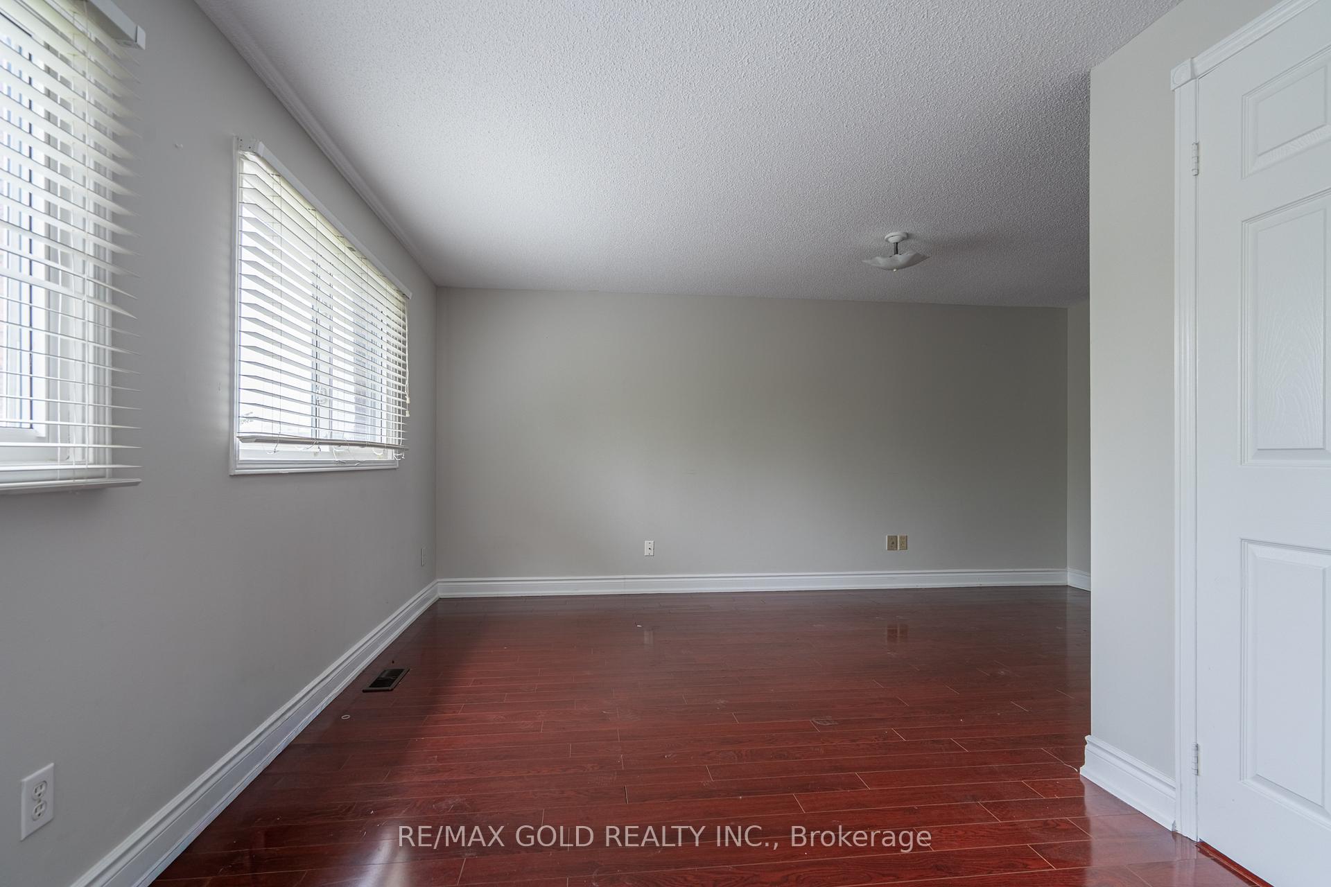 Photo 21 of 71 Ravenswood Drive, Brampton, Fletcher's Creek South — HOMEH