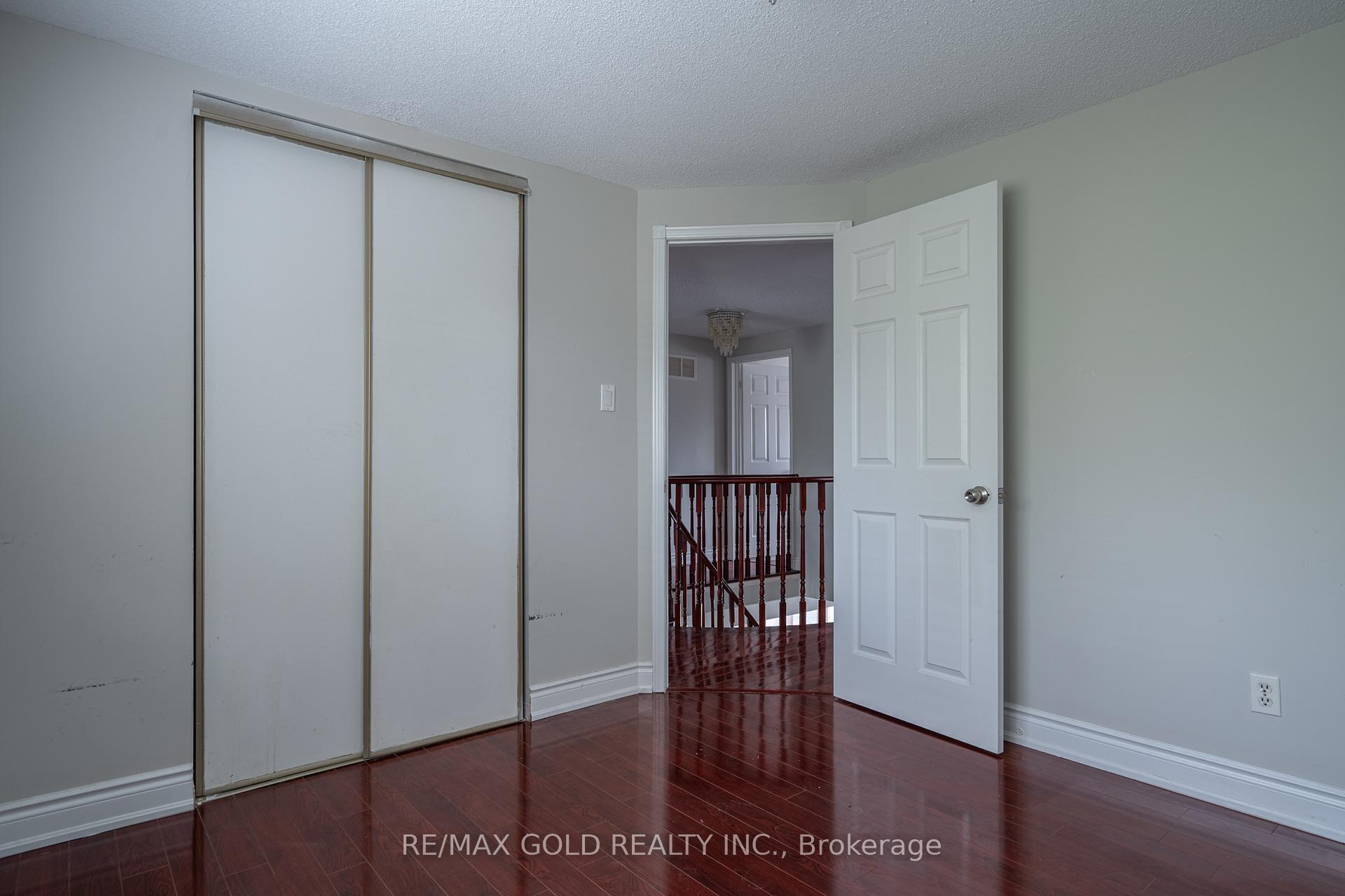Photo 29 of 71 Ravenswood Drive, Brampton, Fletcher's Creek South — HOMEH
