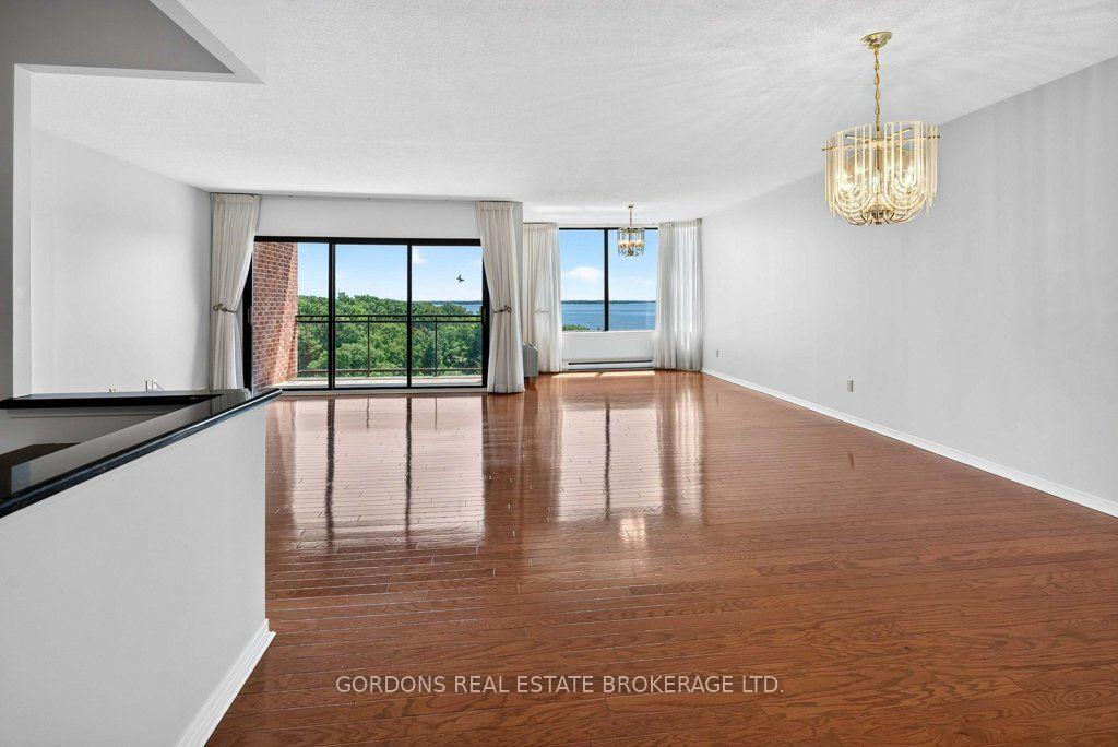 Photo 11 of Unit 1005, 1000 King Street W, Kingston, Central City West — HOMEH