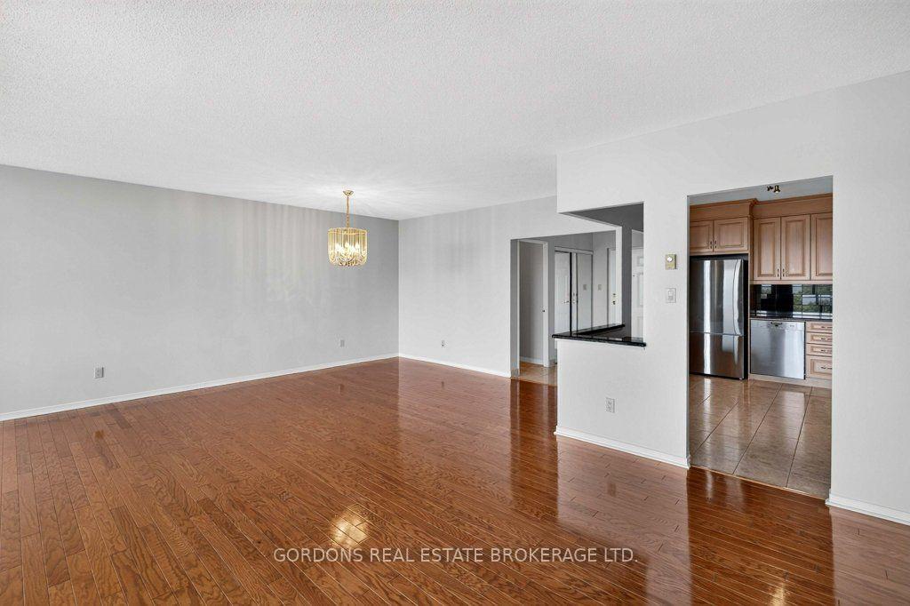 Photo 21 of Unit 1005, 1000 King Street W, Kingston, Central City West — HOMEH