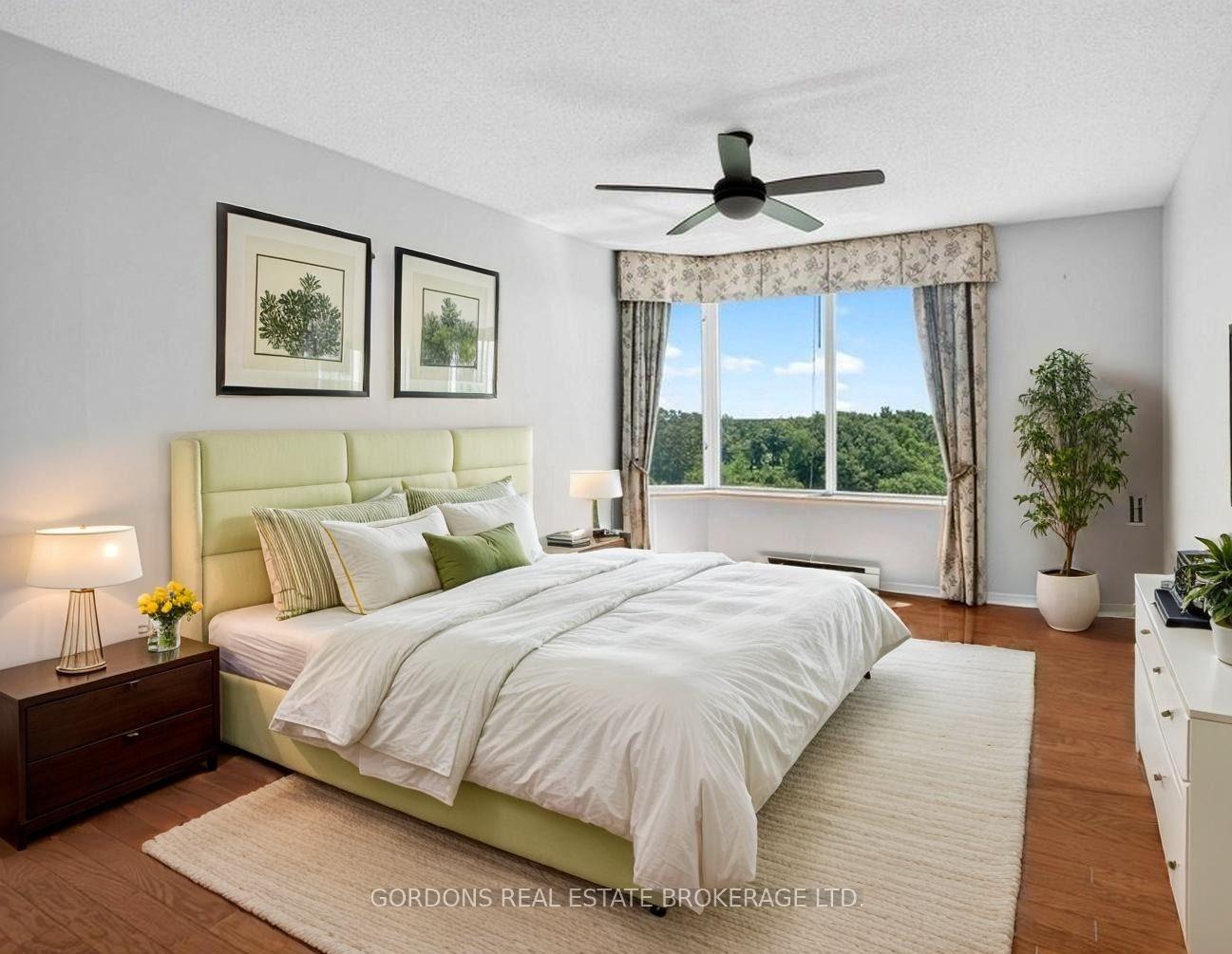 Photo 34 of Unit 1005, 1000 King Street W, Kingston, Central City West — HOMEH