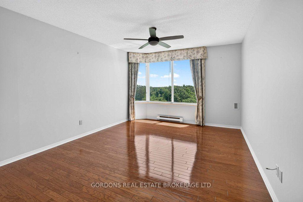 Photo 35 of Unit 1005, 1000 King Street W, Kingston, Central City West — HOMEH