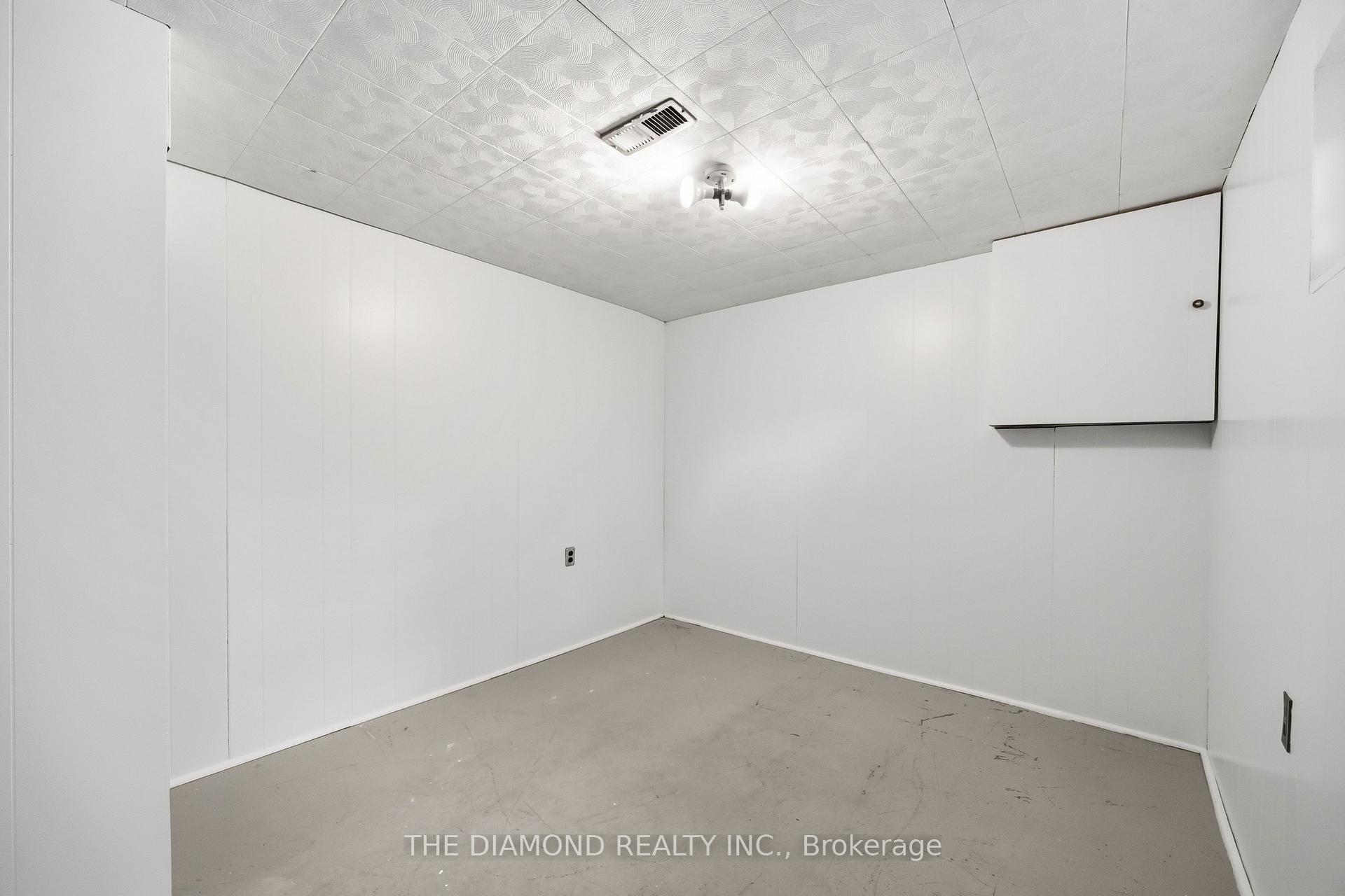Photo 25 of 21 Jardine Place, Etobicoke, Willowridge-Martingrove-Richview — HOMEH