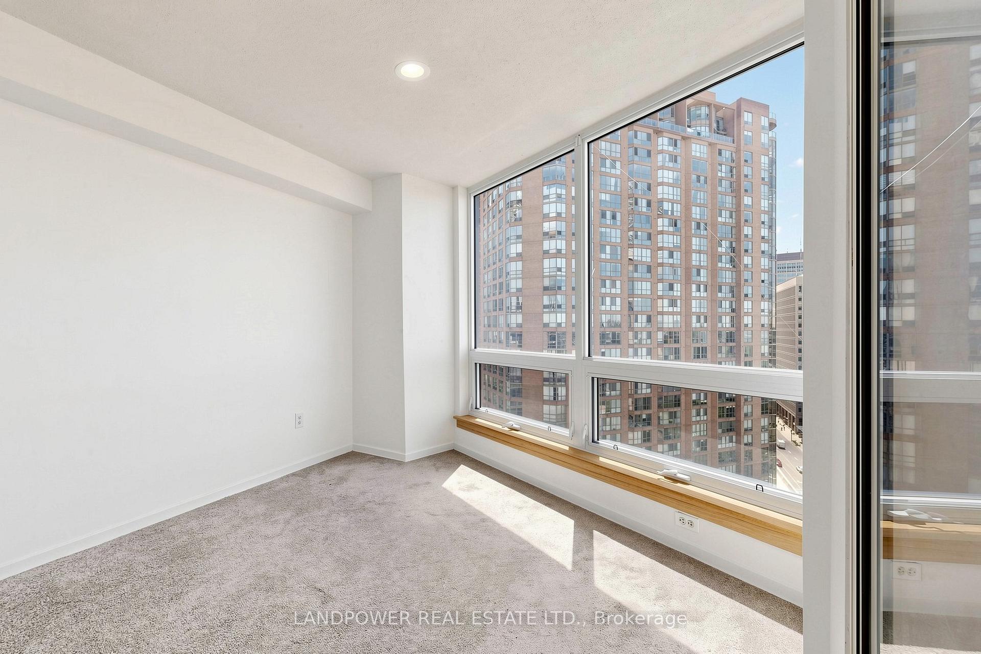 Photo 11 of Unit 1710, 1055 Bay Street, Toronto, Bay Street Corridor — HOMEH