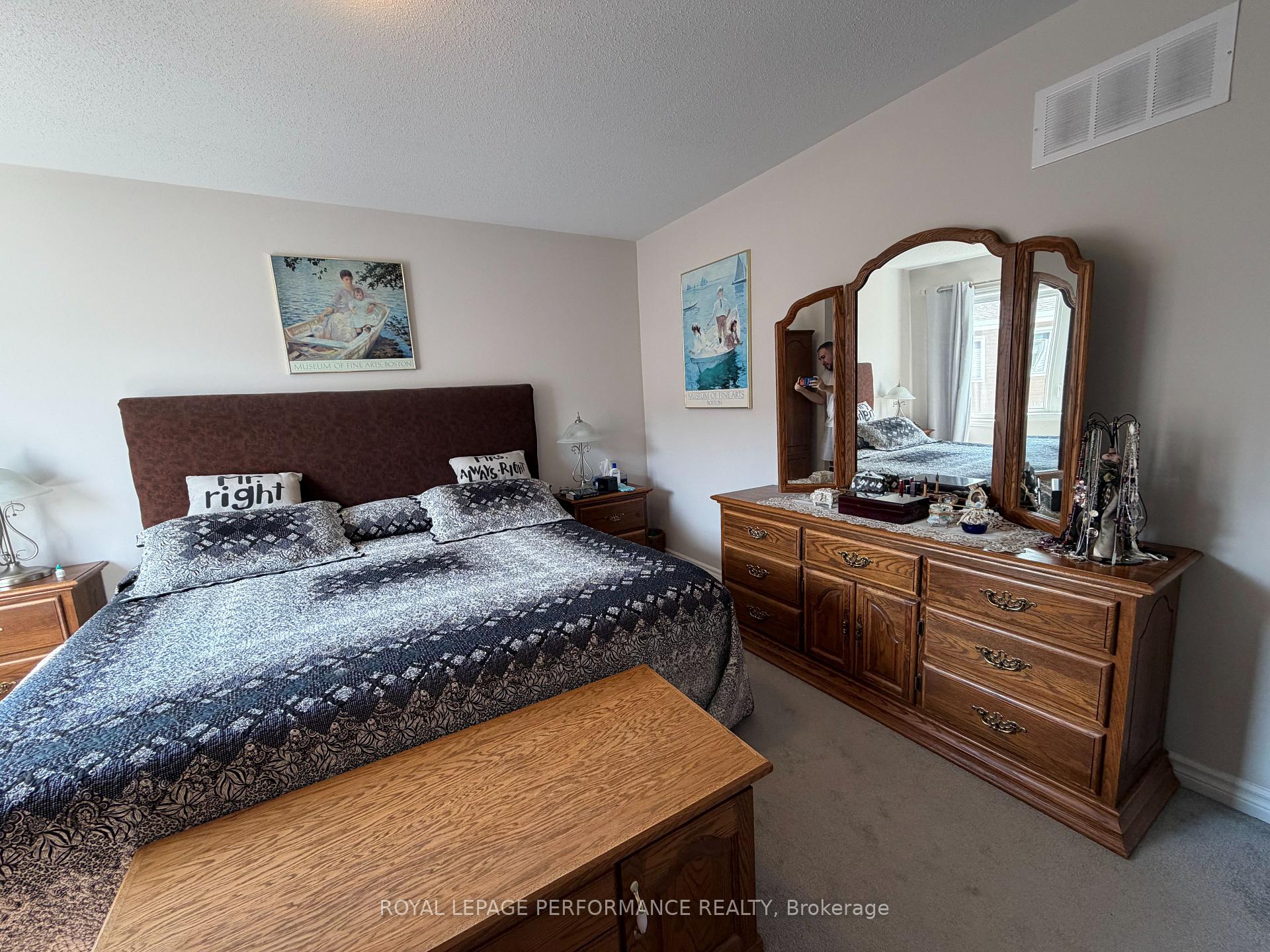 Photo 14 of 83 Latigo Ridge, Ottawa, Richmond — HOMEH