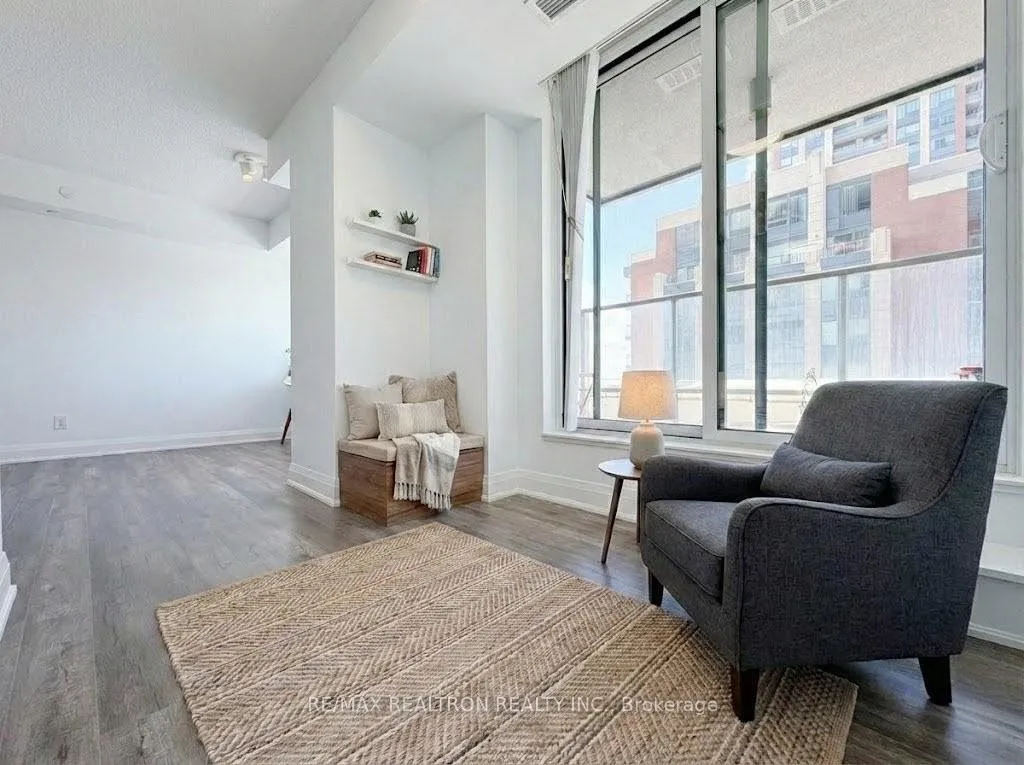Photo 9 of Unit 509, 1 Uptown Drive, Markham, Unionville — HOMEH