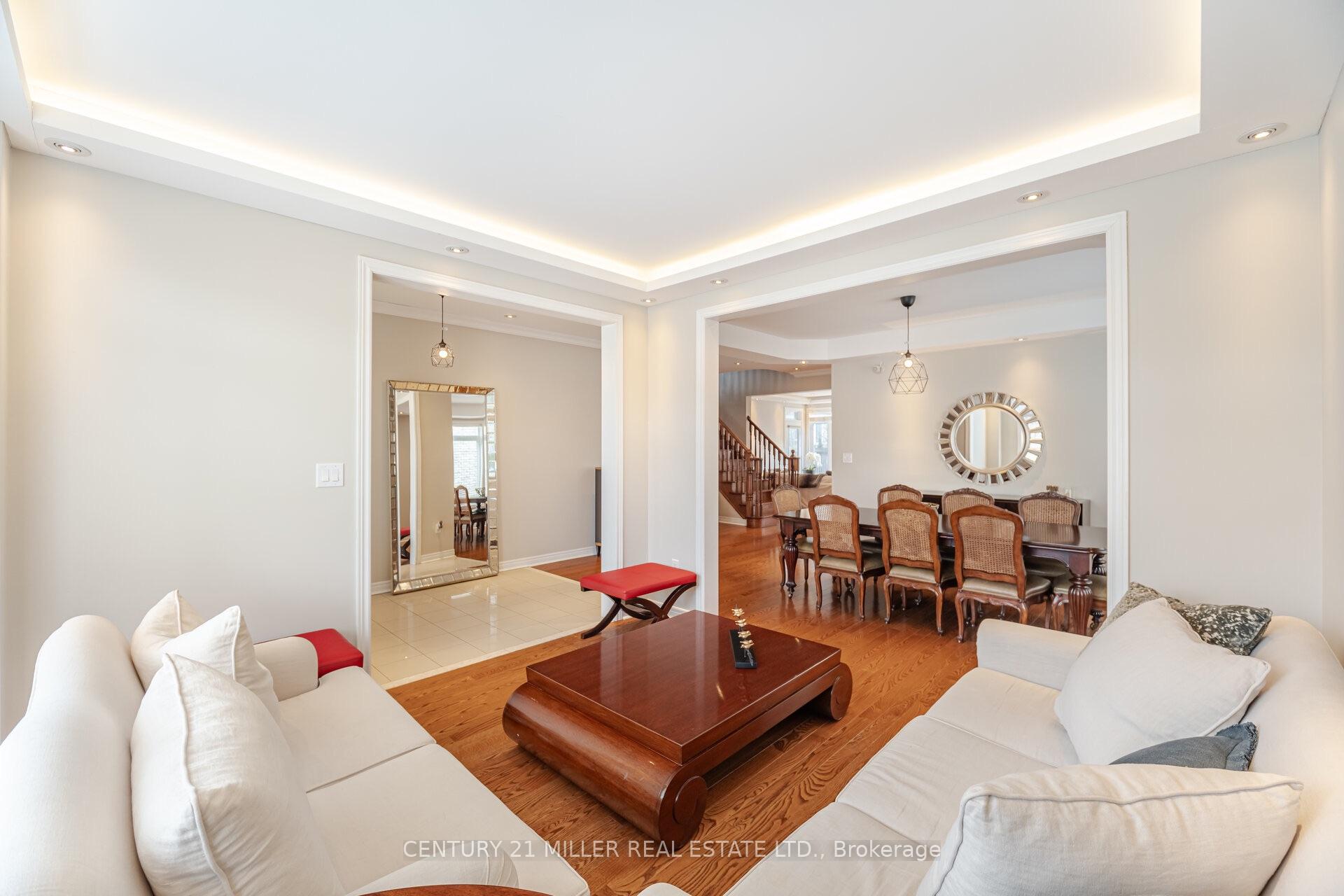Photo 6 of 2098 Wildfel Way, Oakville, Bronte Creek — HOMEH