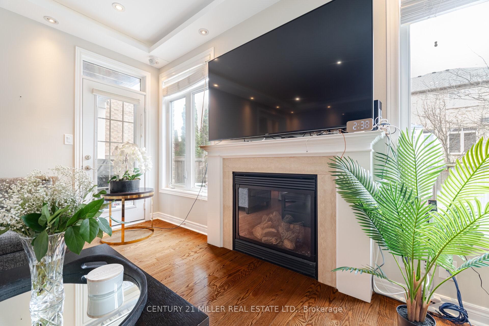 Photo 22 of 2098 Wildfel Way, Oakville, Bronte Creek — HOMEH