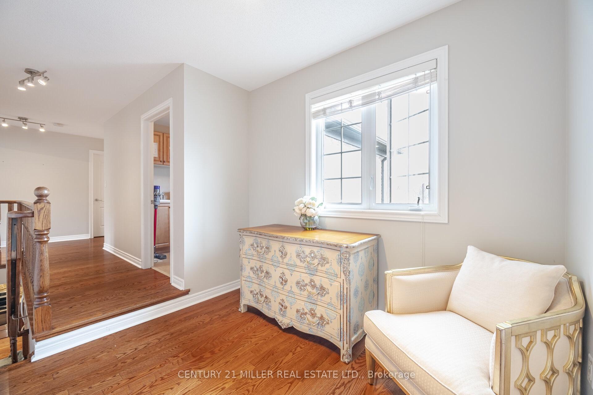 Photo 27 of 2098 Wildfel Way, Oakville, Bronte Creek — HOMEH