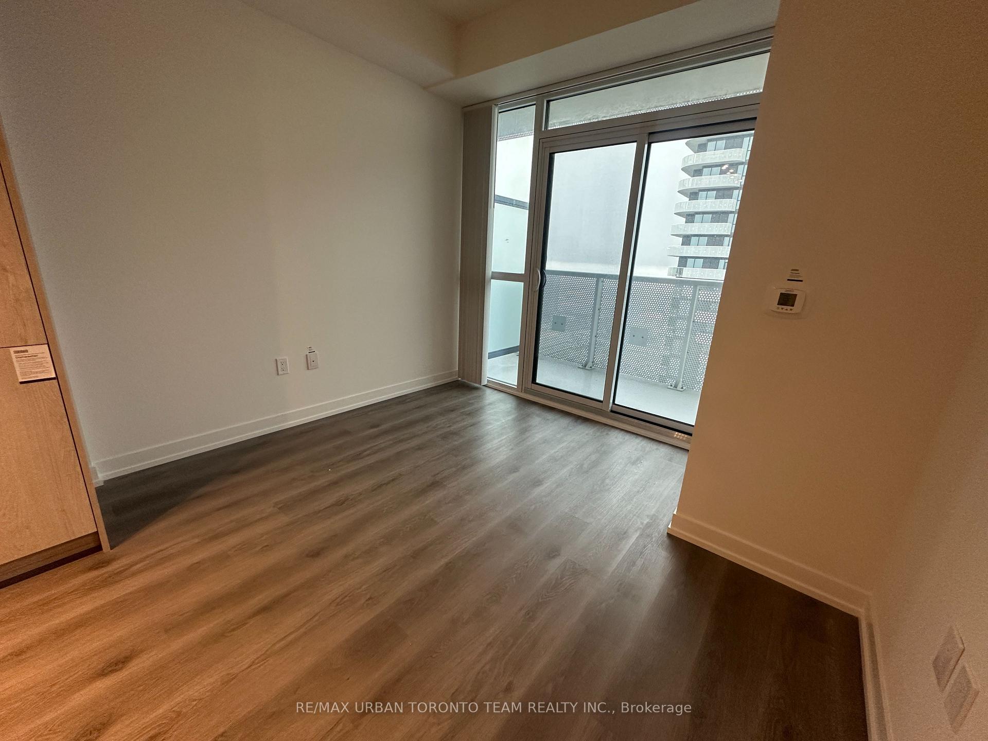 Photo 5 of Unit 5501, 225 Commerce Street, Vaughan, Vaughan Corporate Centre — HOMEH
