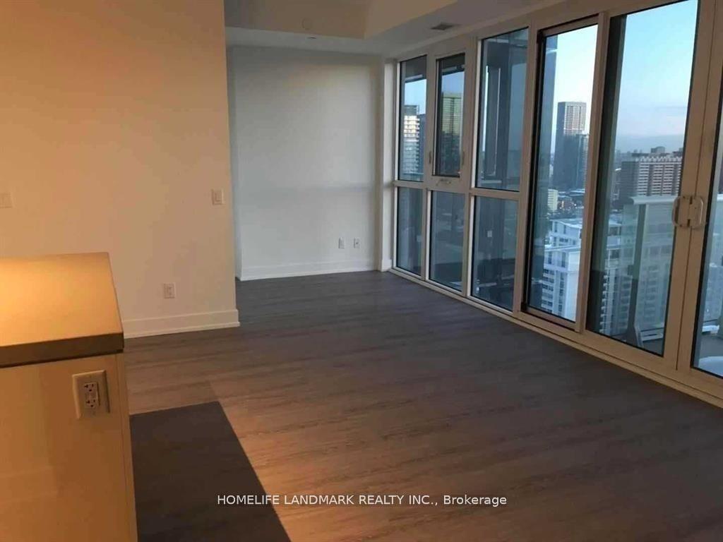 Photo 2 of Unit 3107, 7 Grenville Street, Toronto, Bay Street Corridor — HOMEH