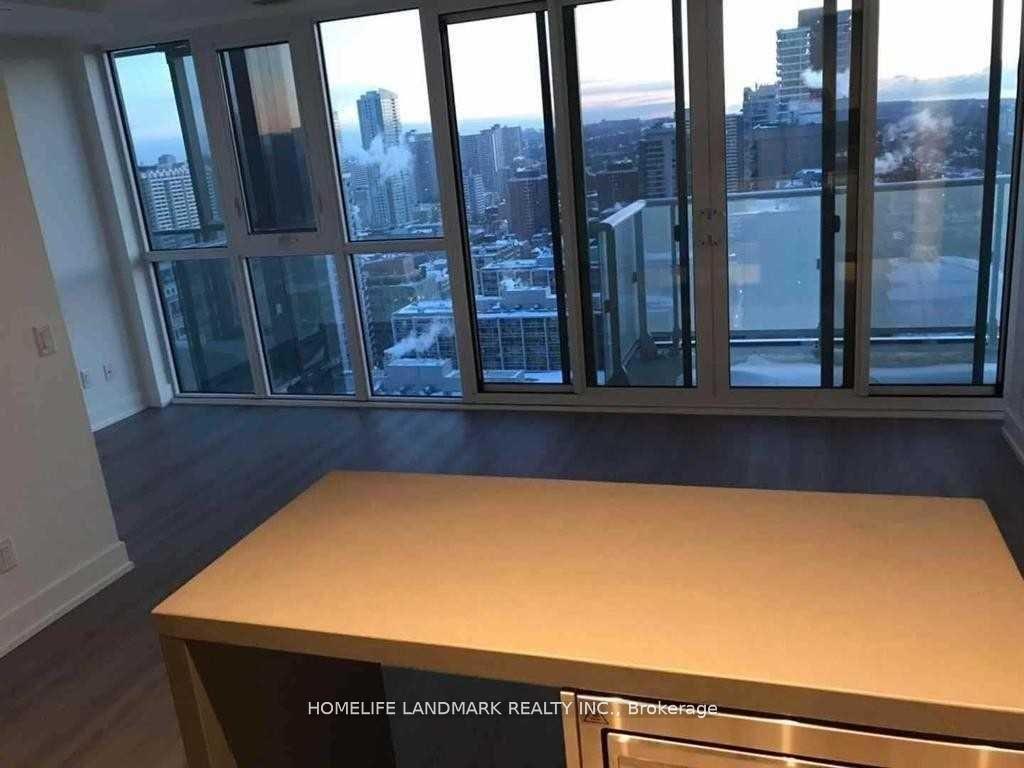 Photo 5 of Unit 3107, 7 Grenville Street, Toronto, Bay Street Corridor — HOMEH